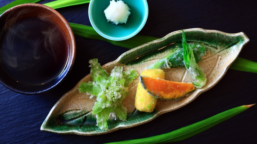 【夕食（和食会席 一例）】