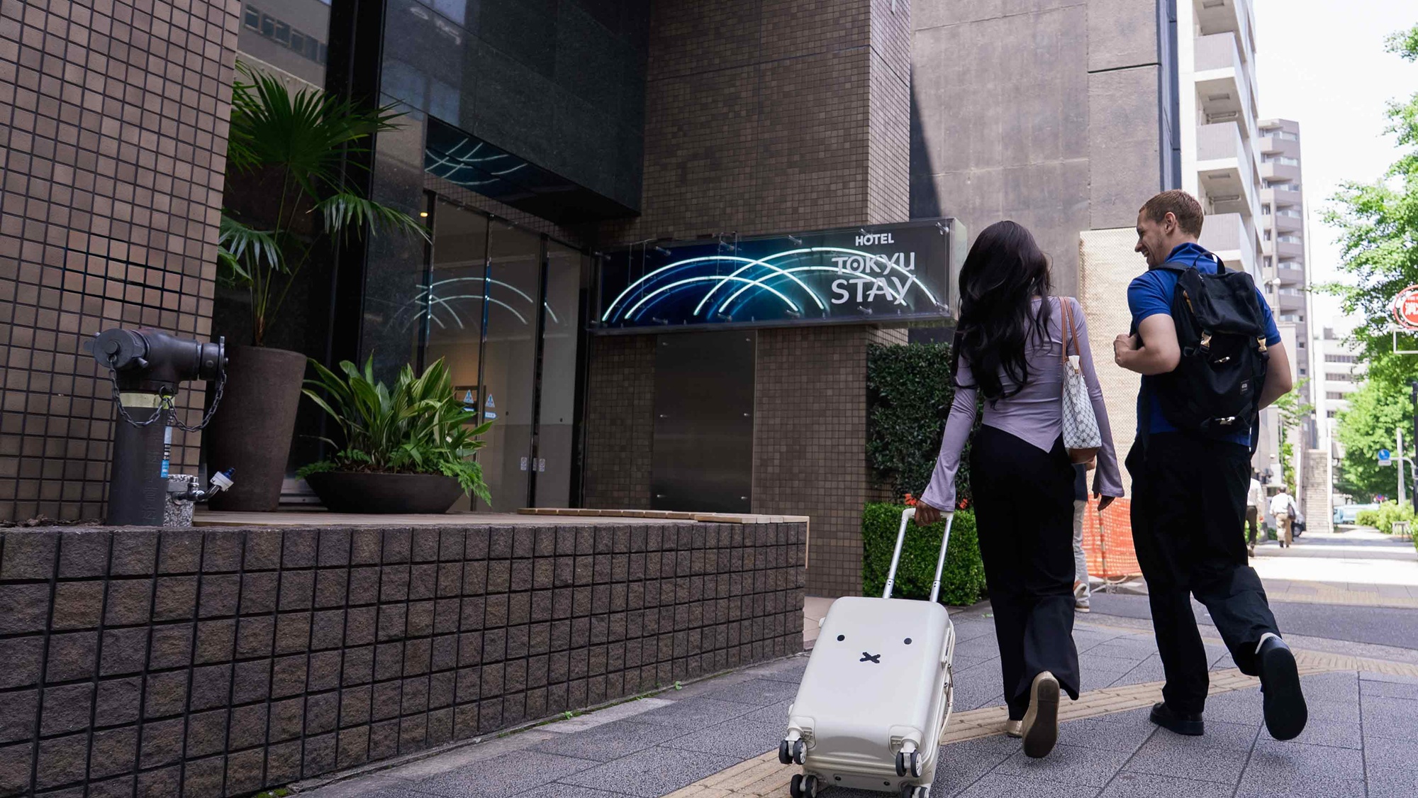 ■外観｜エントランス