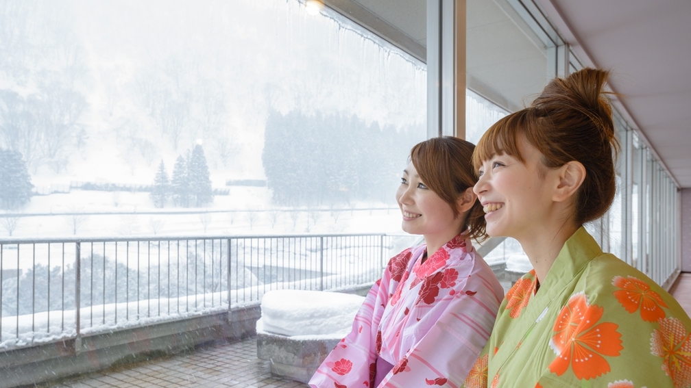 【冬季限定★宇奈月温泉雪上花火鑑賞】冬でもほっこり♪鑑賞スポットまでの送迎＆甘酒サービスでおもてなし