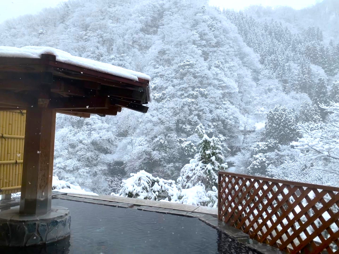 露天風呂・女性冬②