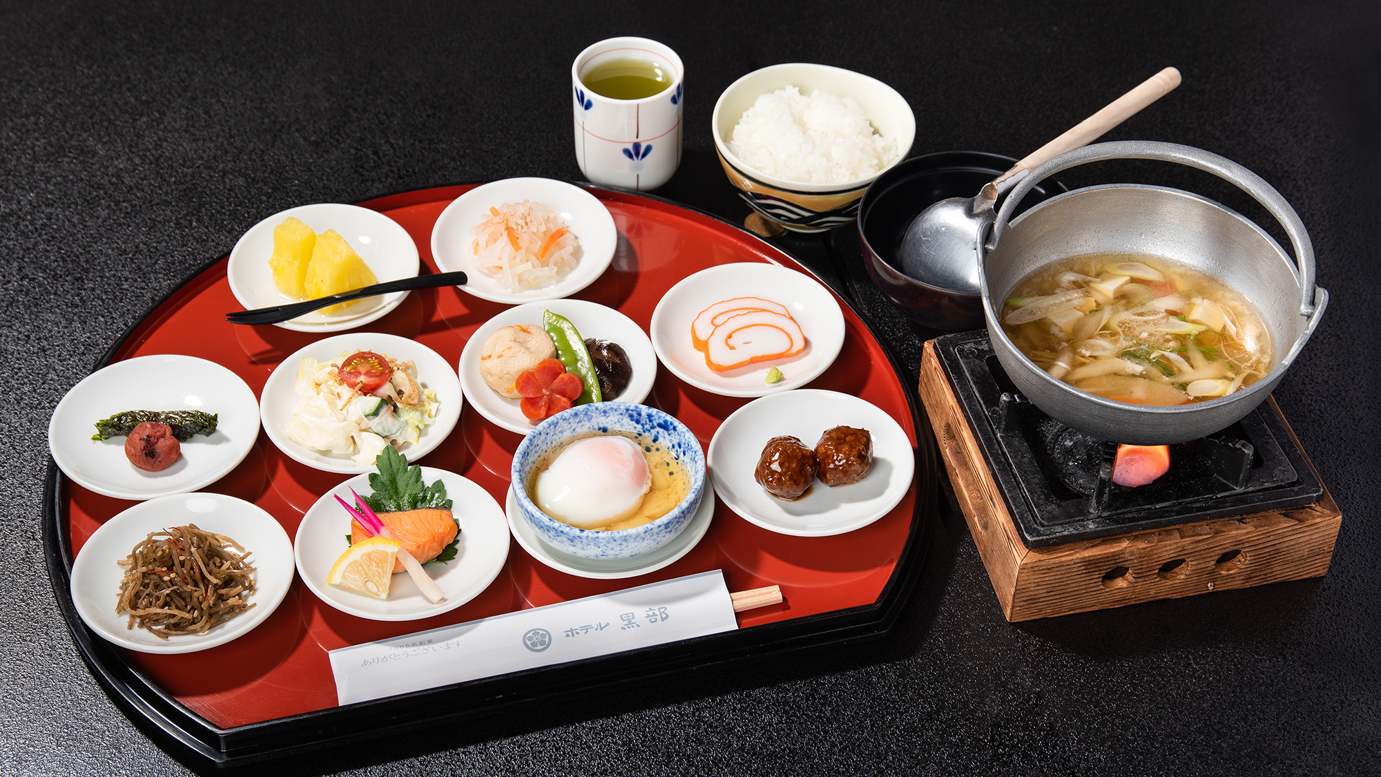 【朝食一例】10種の小鉢を添えた地元食材にこだわる富山の満喫朝食！