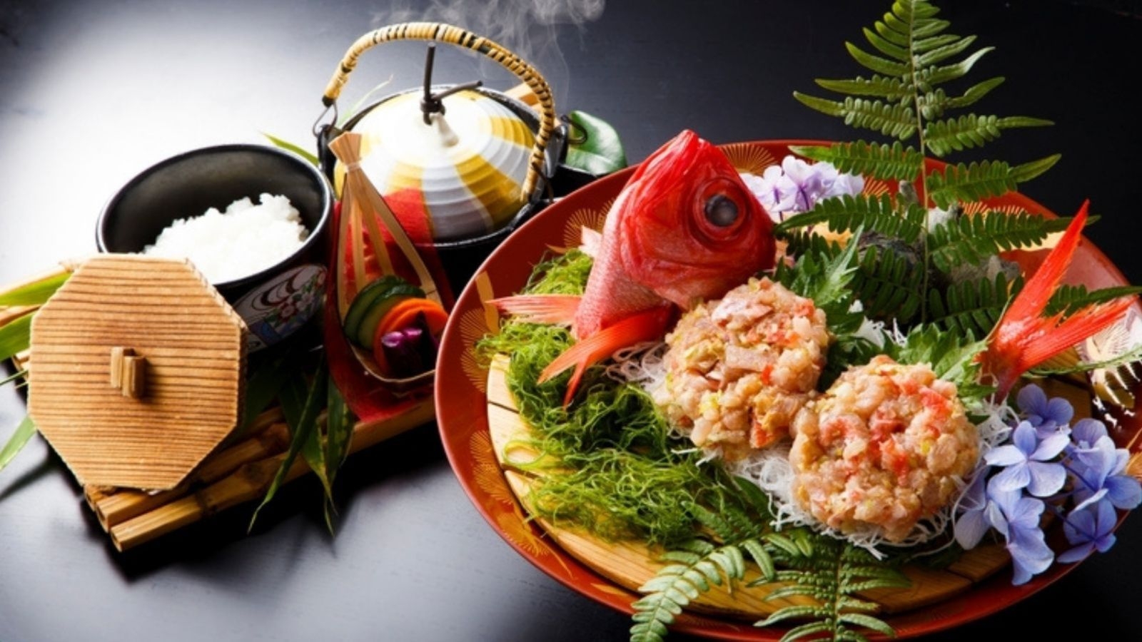 【畳敷き和室10畳】《金目鯛尽くし海原御膳｜お食事処》新鮮な魚介類をご堪能（眺望無）｜一泊二食