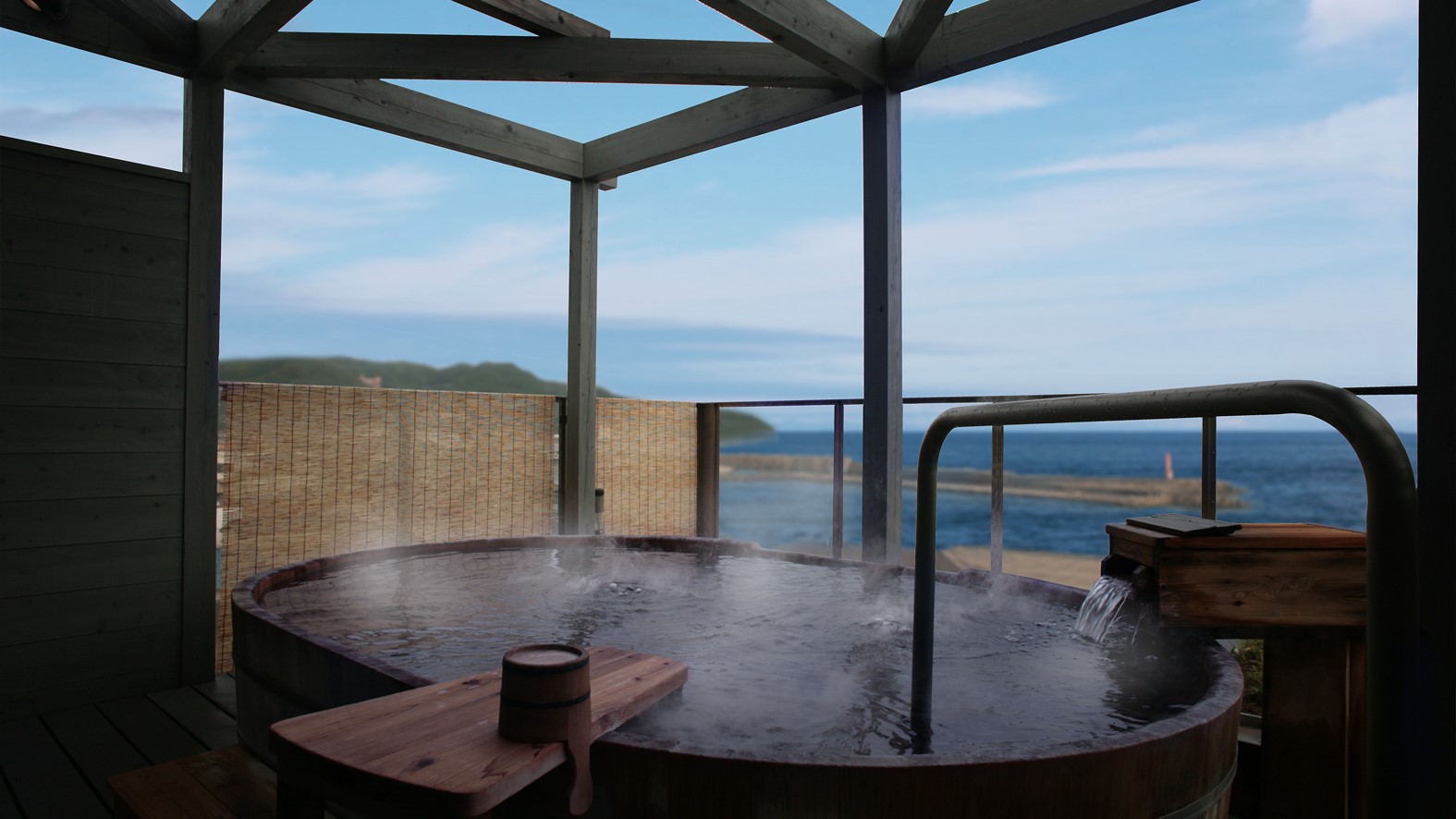 展望温泉露天風呂【翡翠】