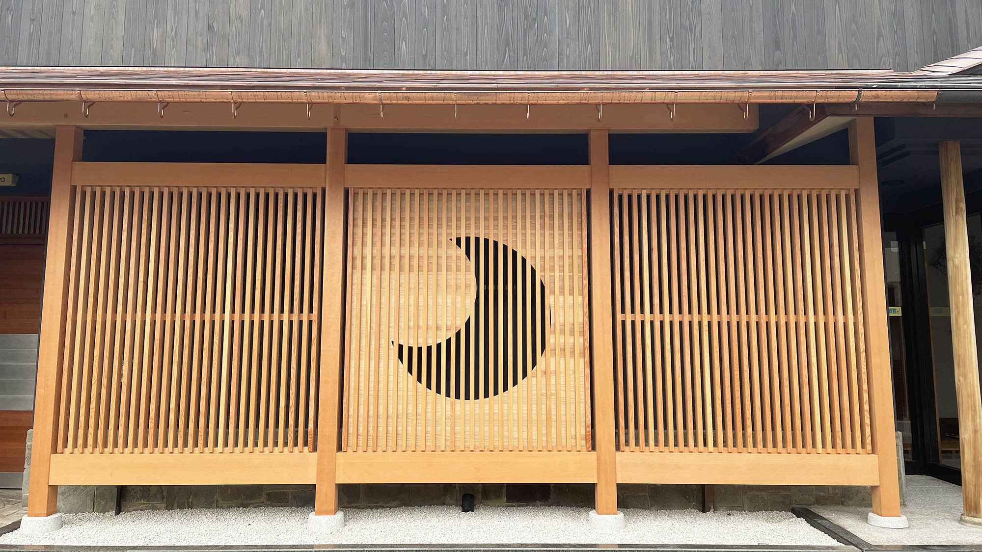 【牡蠣を堪能】＜期間限定＞地元・舞鶴湾で育ったクリーミーな夏の岩がき付き会席料理（2食付：お部屋食）