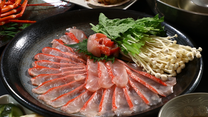 食事◆夕食　金目鯛のしゃぶしゃぶ 