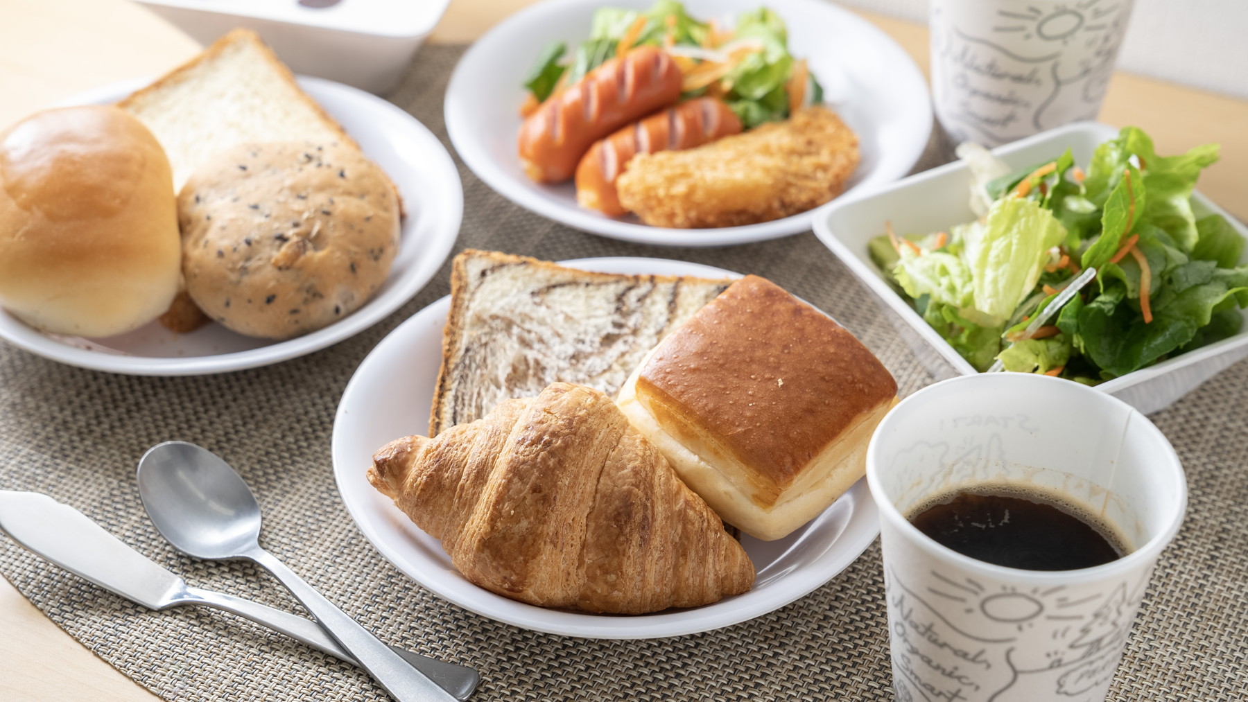 和食派も洋食派もどちらもご堪能いただけます