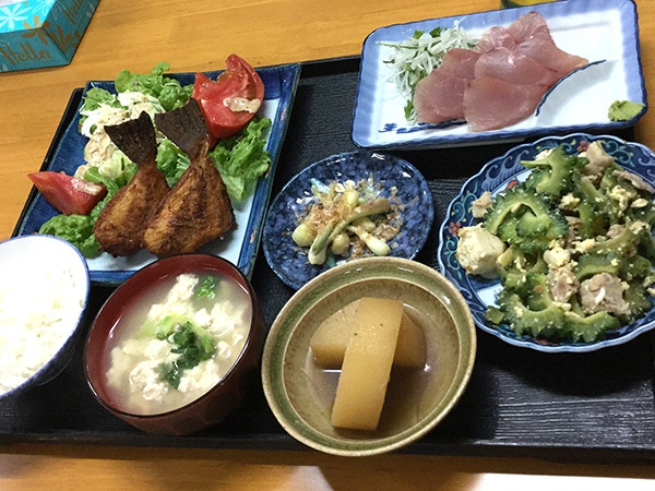 ＜夕食付＞海と島を満喫したら、島ごはんが待っている！