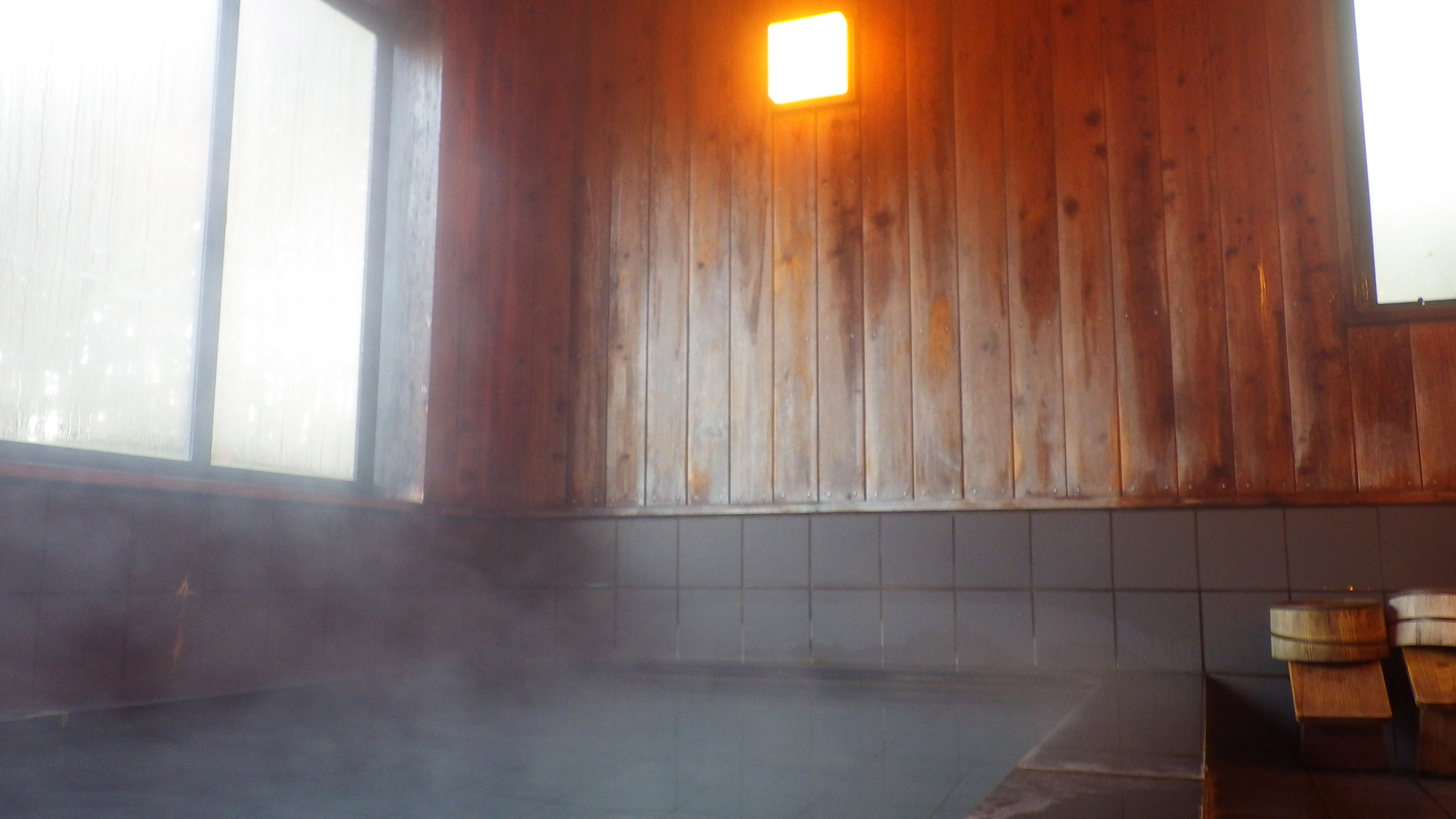 *【風呂】よく温まる人工的な温泉水でございます。どうぞごゆっくりお過ごしくださいませ。