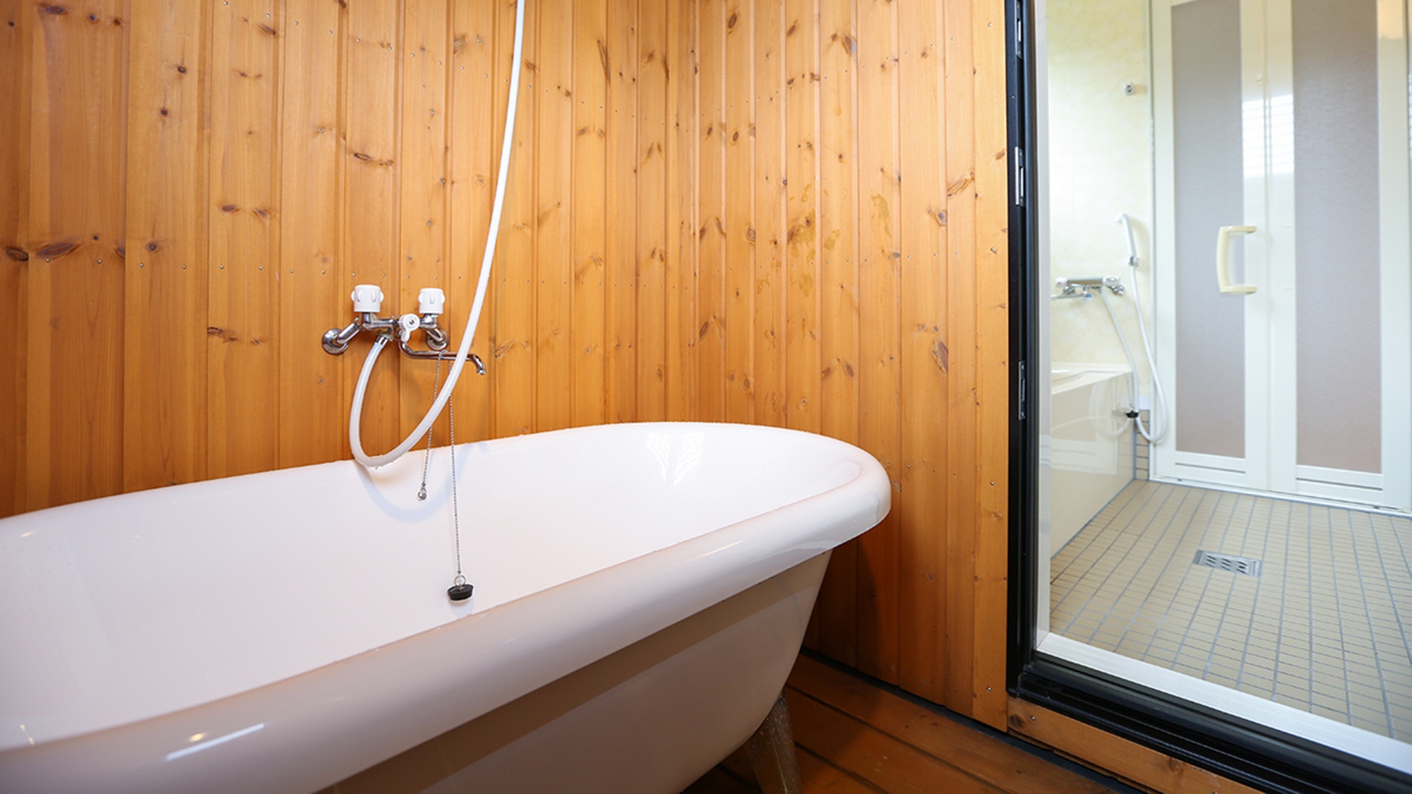 *【11棟・12棟（ナチュラル）】外風呂