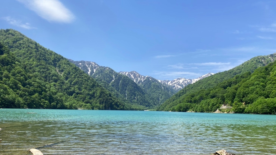 *水湖の輝くような湖面に息を飲むこと間違いなし！