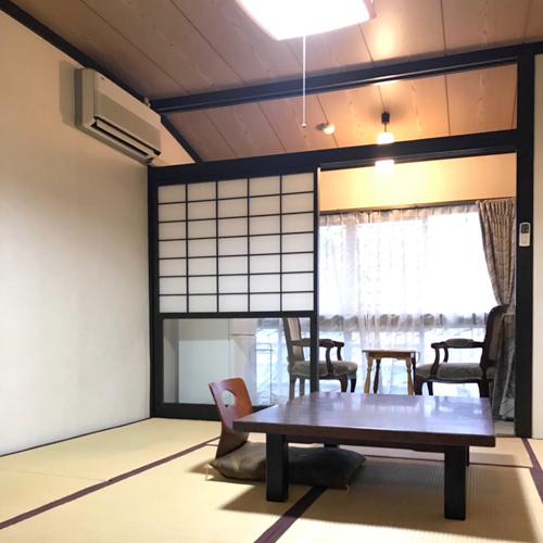 【客室】和室8畳(禁煙) 畳のお部屋でのんびりおくつろぎください トイレはうれしいウォシュレット付き