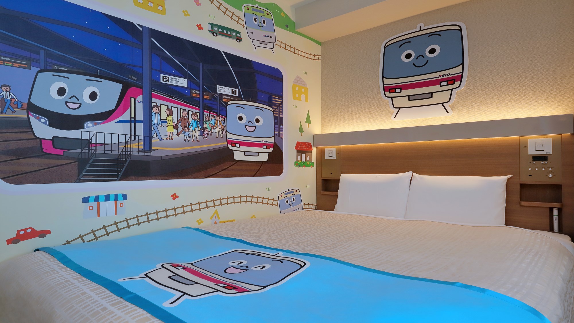 【特典付】素泊まり｜京王電鉄キャラクター「けい太くん」と仲間たちに囲まれて過ごすトレインビュープラン