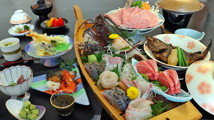 現金お支払い特価【板長おまかせマル得謝恩プラン】伊勢海老と旬の刺身盛合せ会席