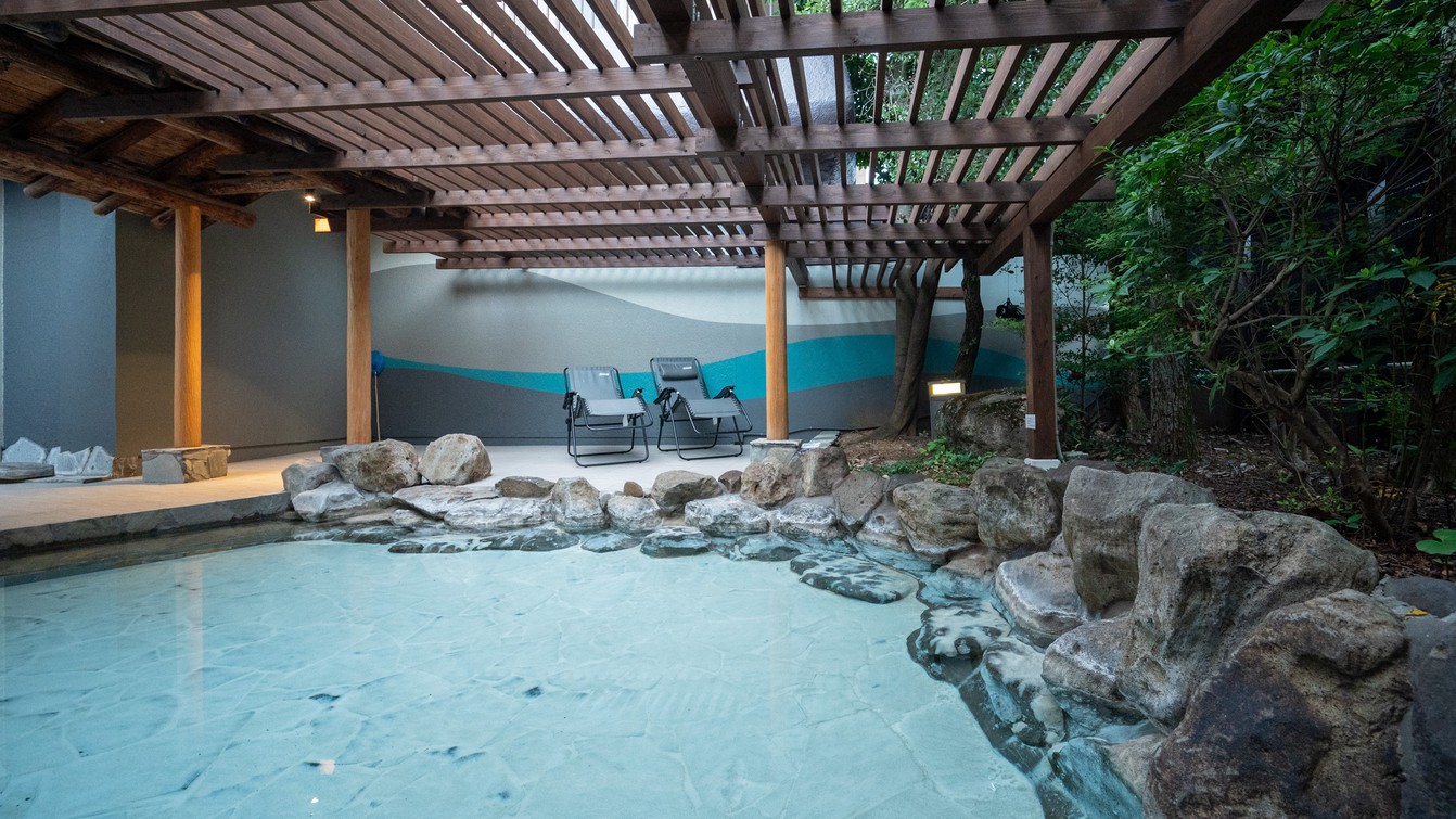 【訳あり】＜二食付＞【嬉野茶しゃぶと旬菜旬魚スモール懐石コース＆温泉湯豆腐鍋と和朝食】