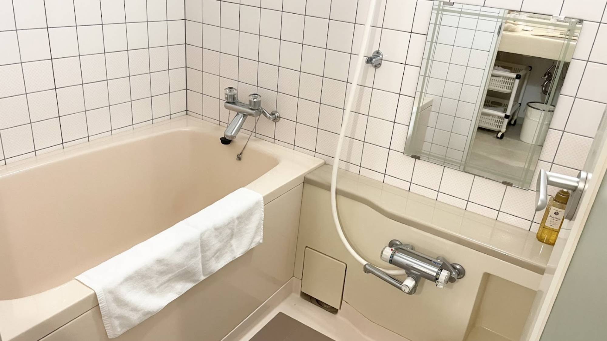 客室：バスルーム（セパレートタイプ）