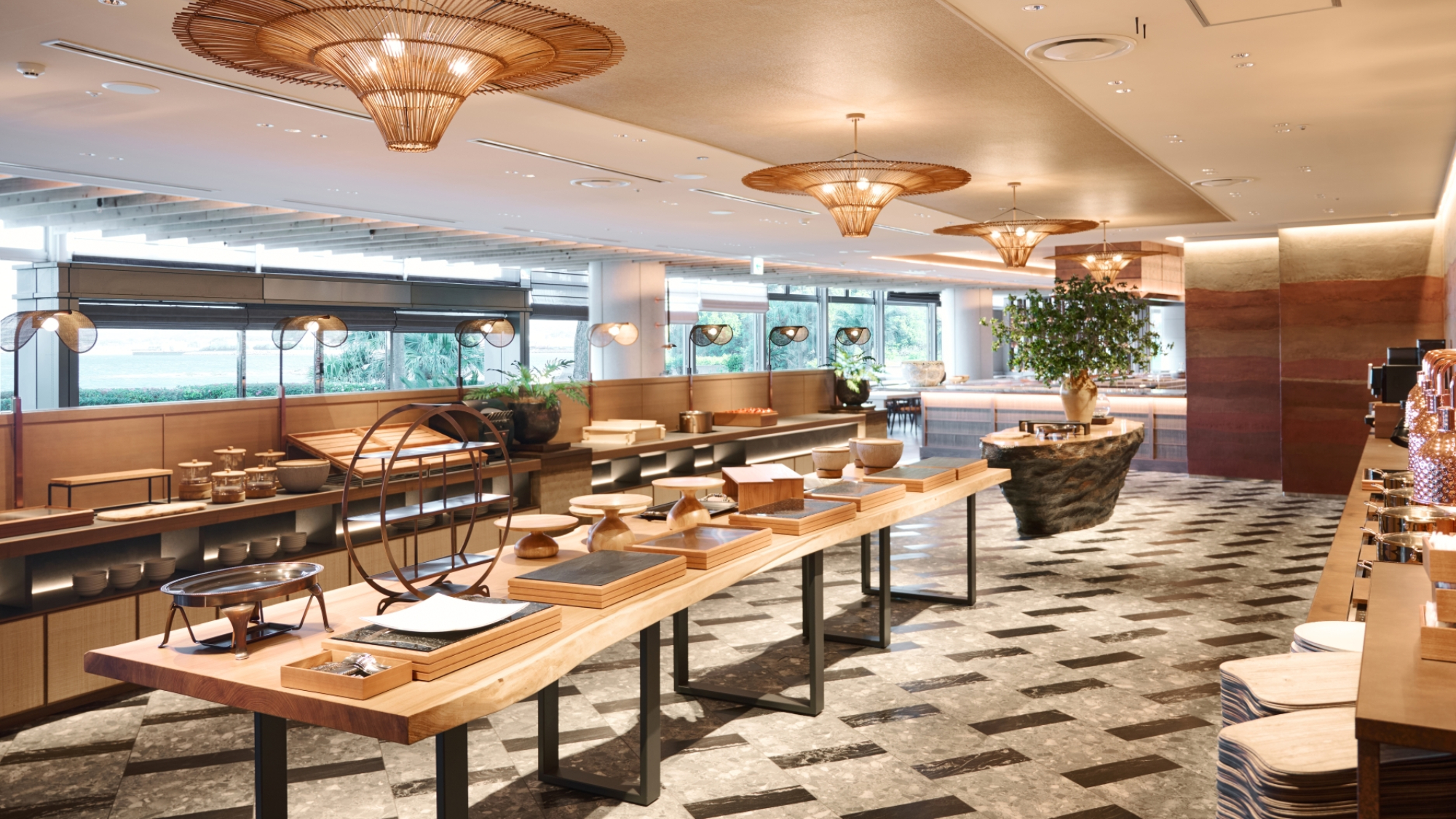 THE　DINING「IRODORI」