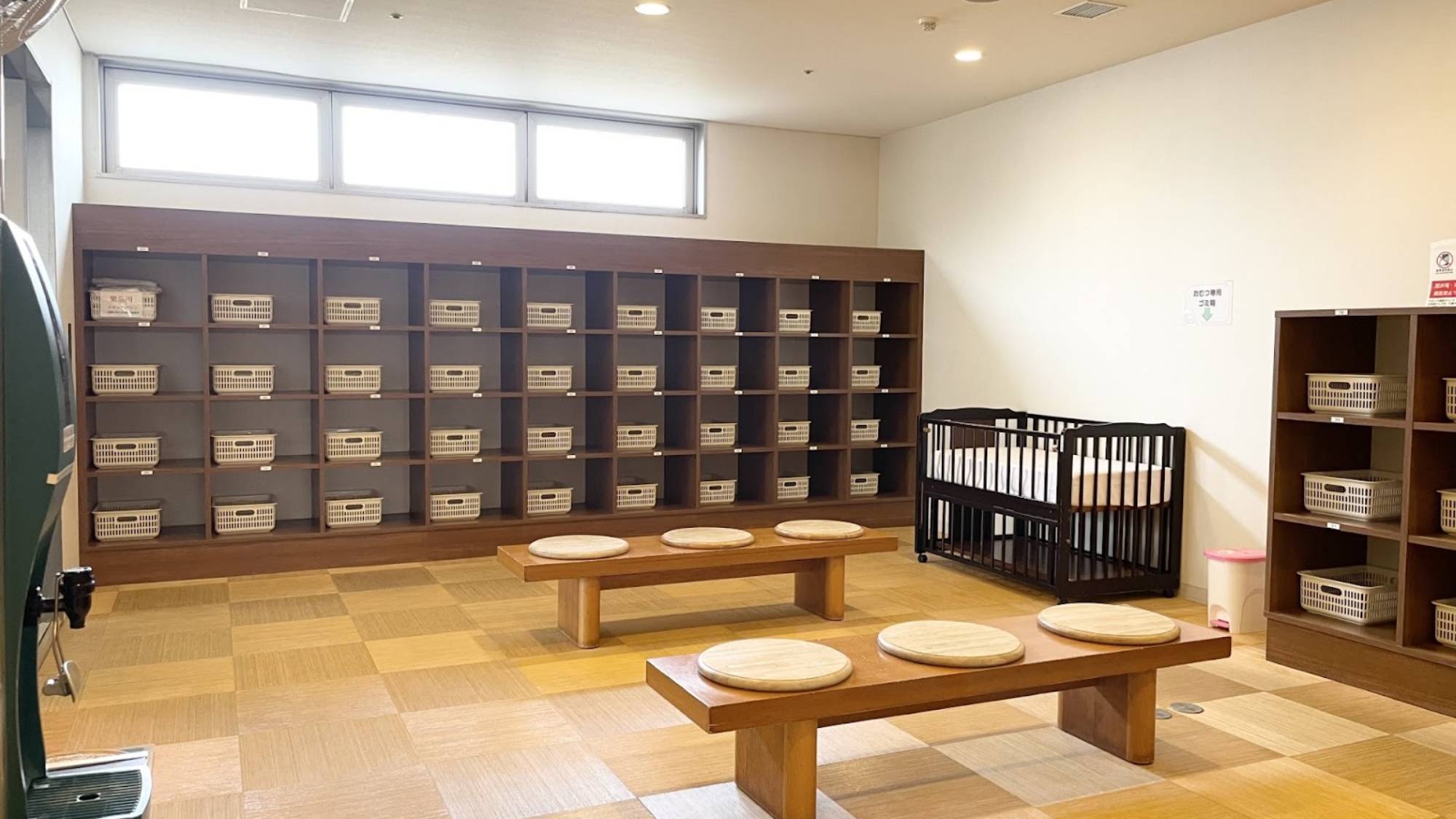 大浴場：脱衣所