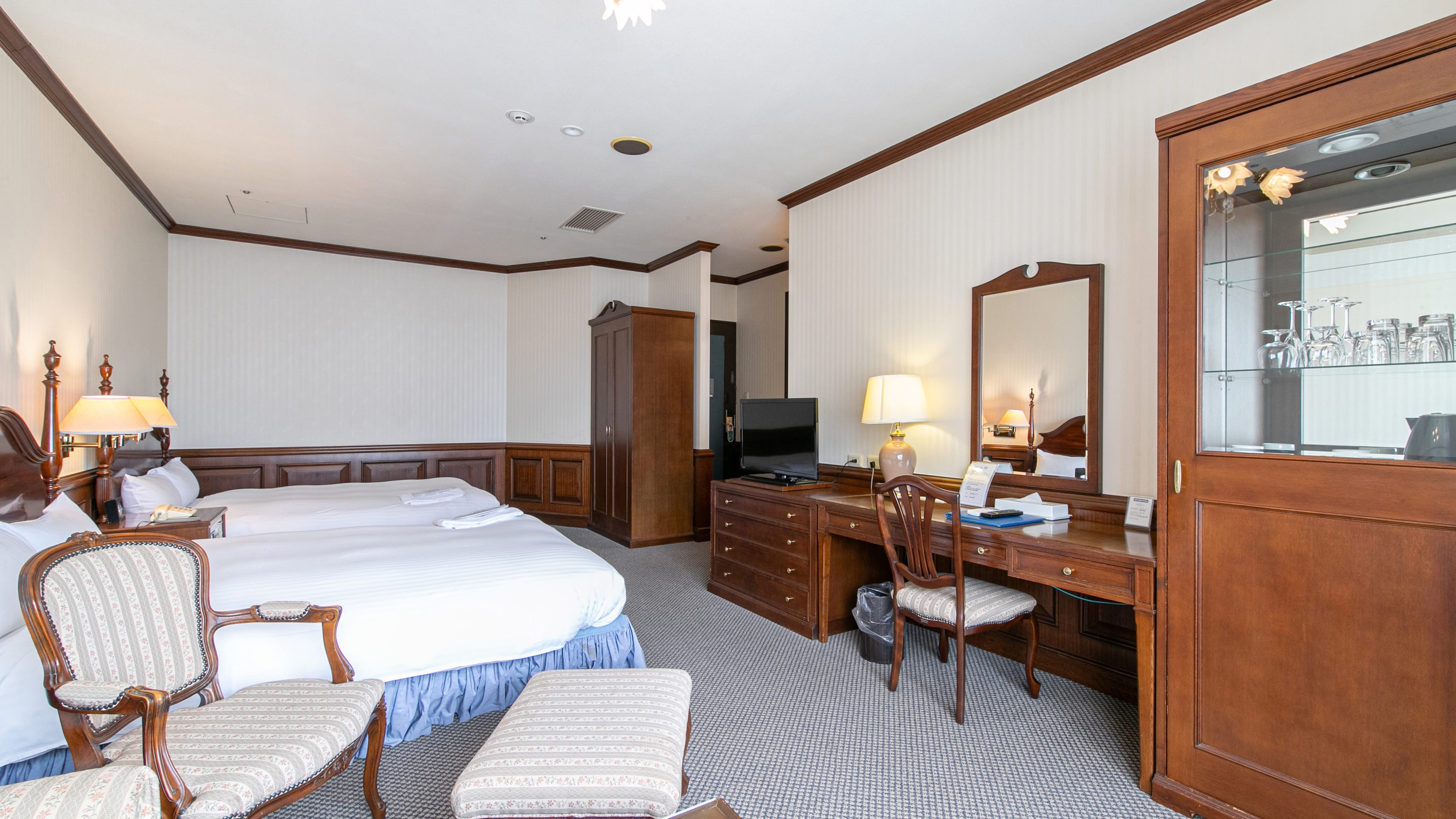 【禁煙】デラックスツイン（ラグジュアリーツイン）