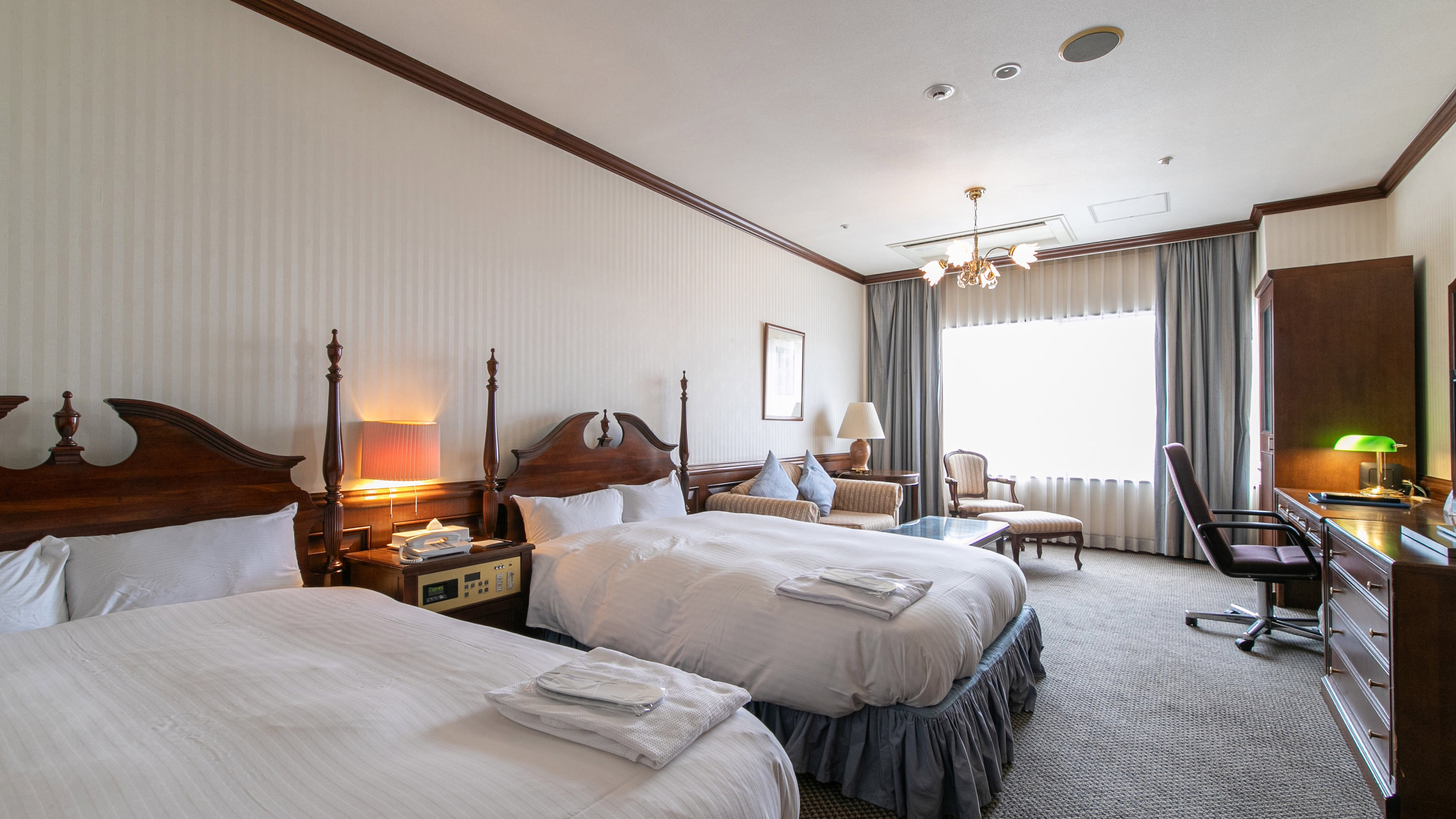 【禁煙】デラックスツイン（ラグジュアリーツイン）