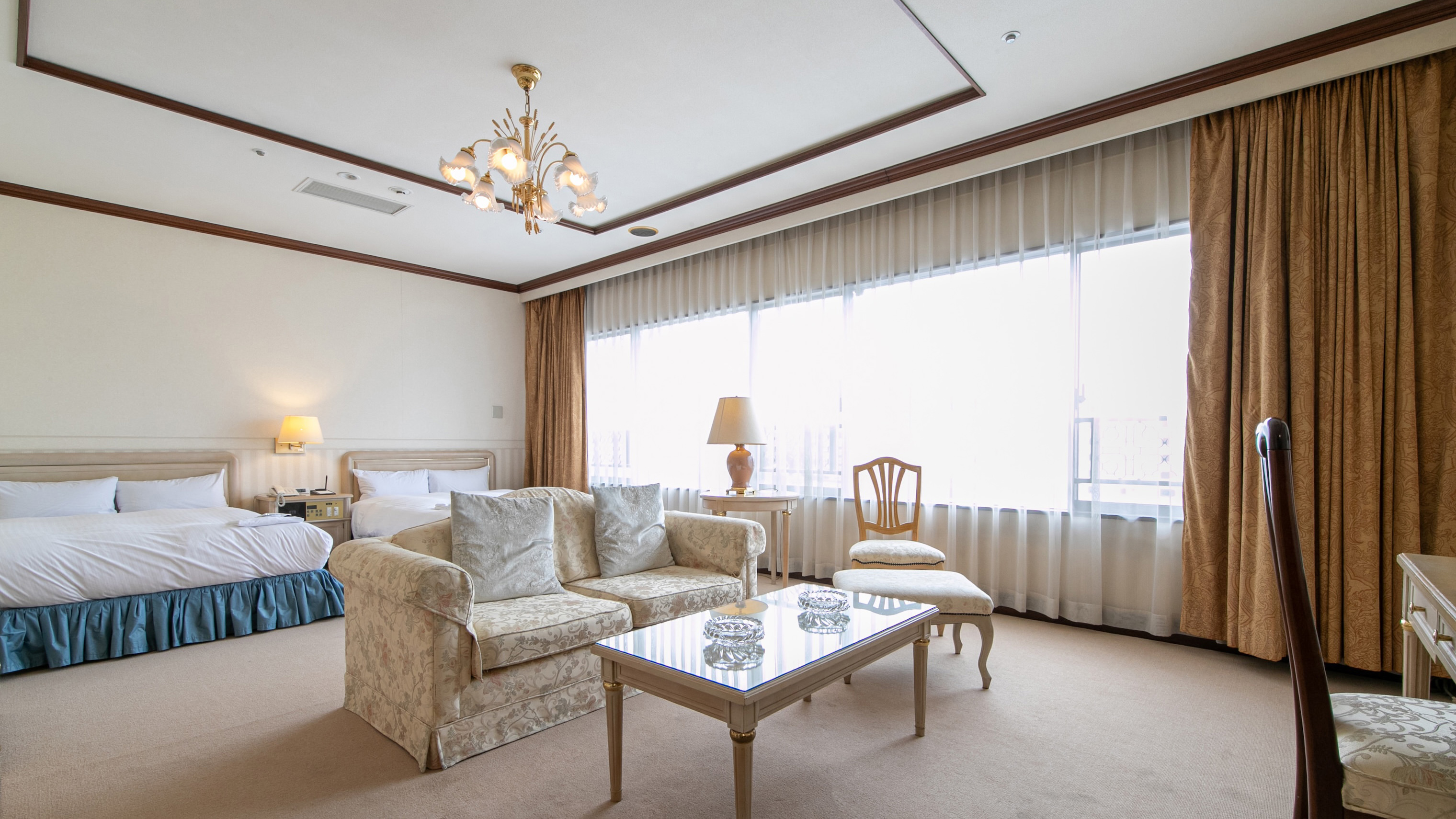 【喫煙】デラックスツイン（ラグジュアリーツイン）