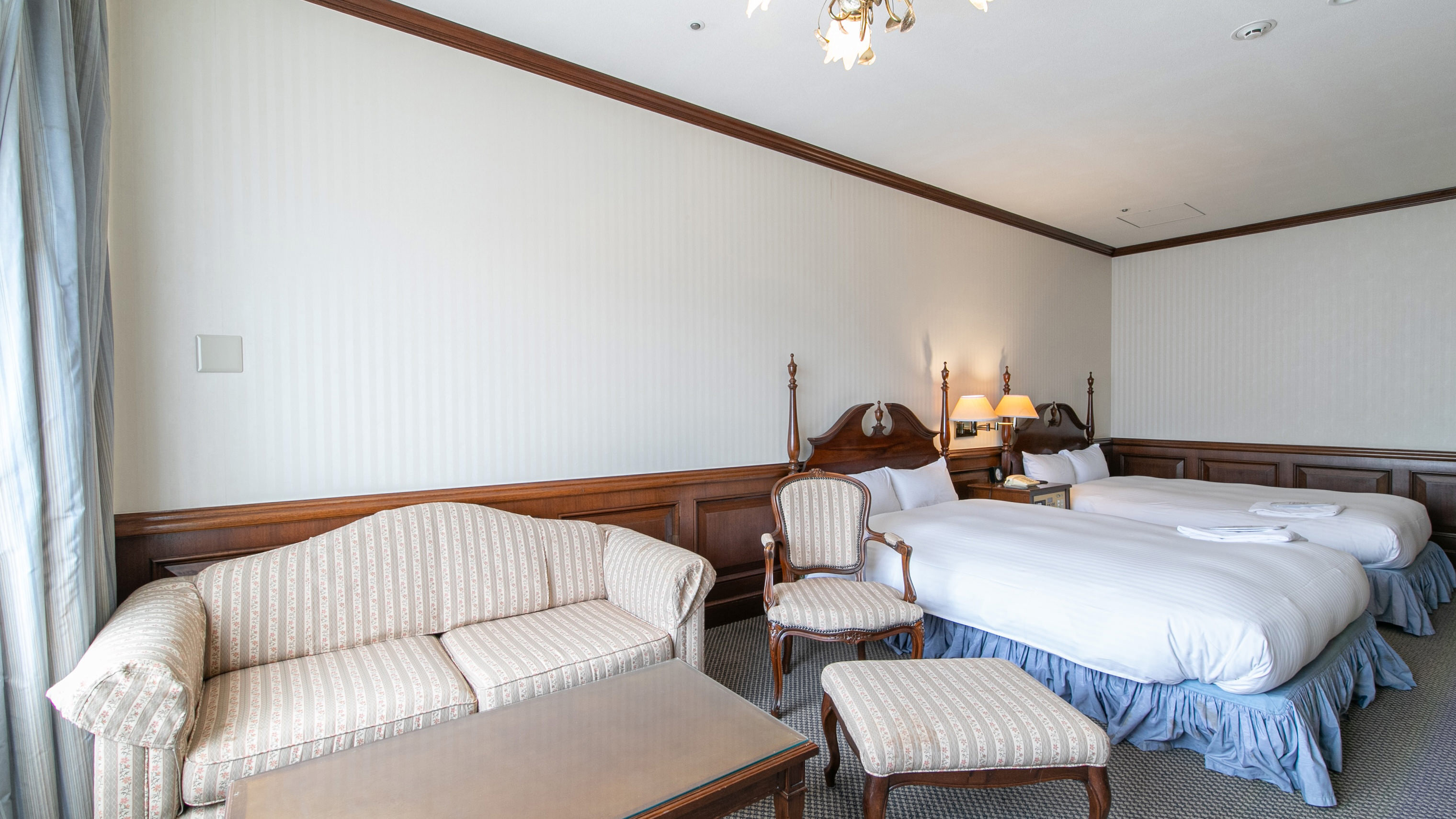 【禁煙】デラックスツイン（ラグジュアリーツイン）