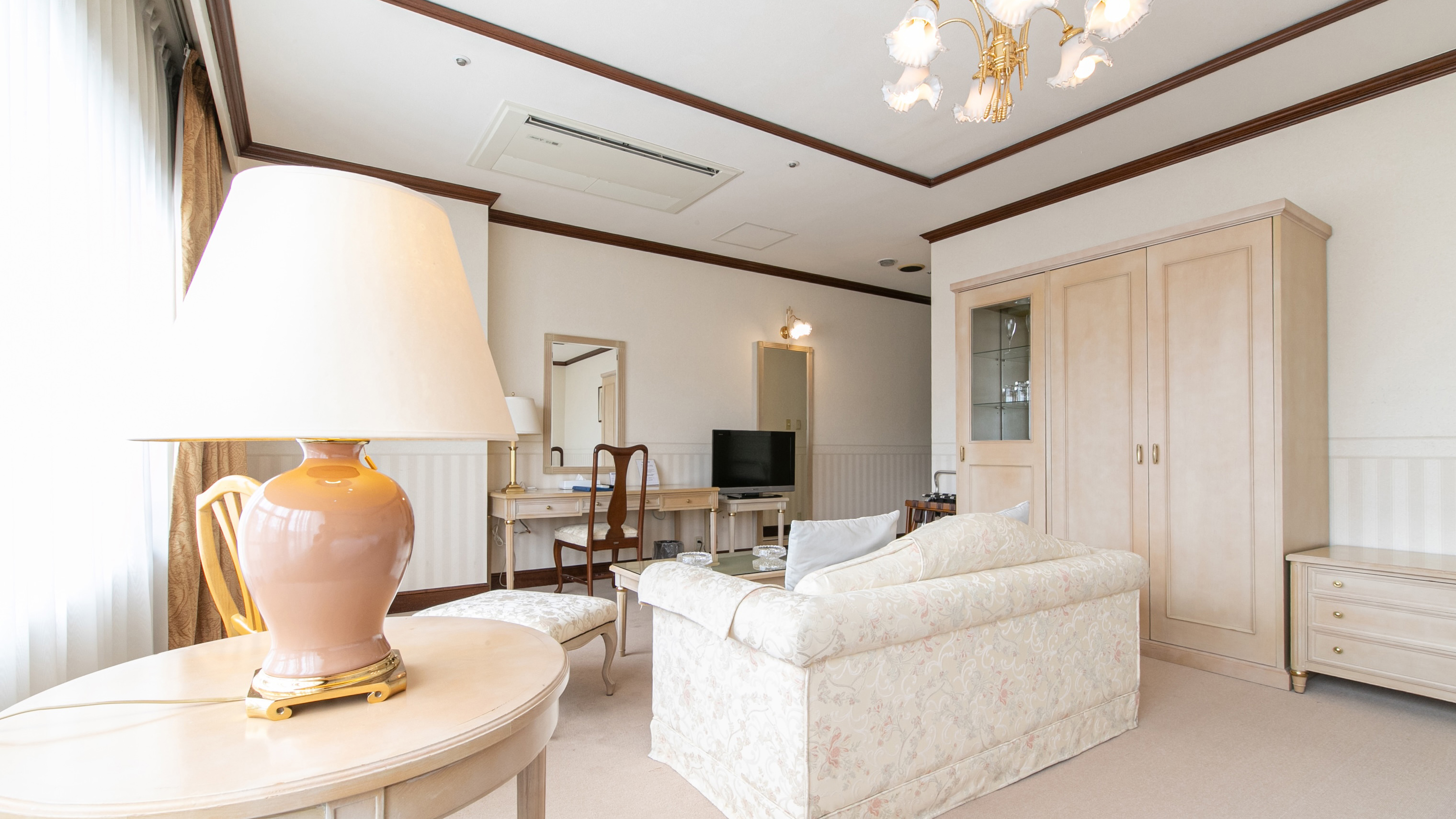 【喫煙】デラックスツイン（ラグジュアリーツイン）