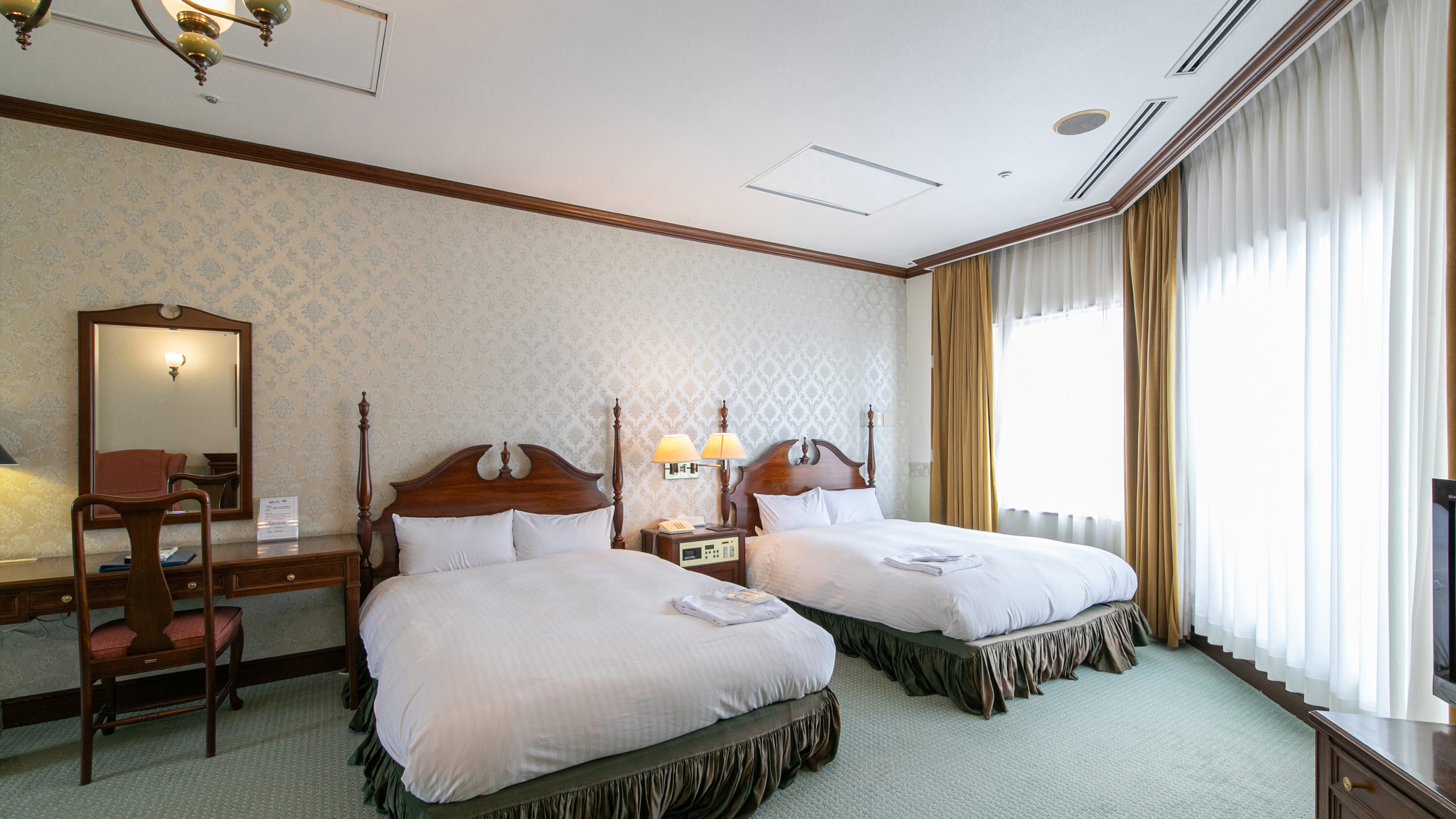 【禁煙】デラックスツイン（ラグジュアリーツイン）