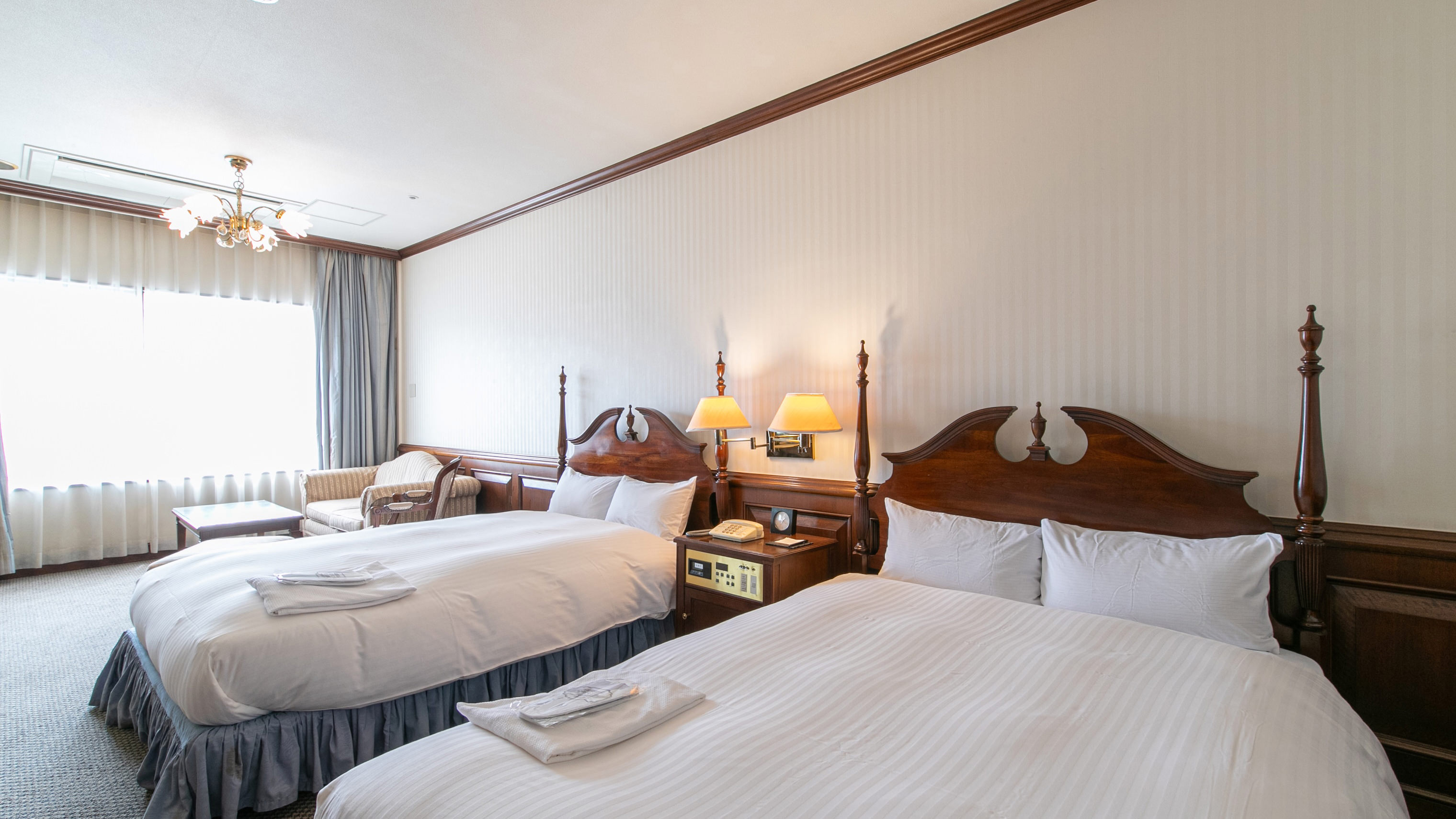 【禁煙】デラックスツイン（ラグジュアリーツイン）