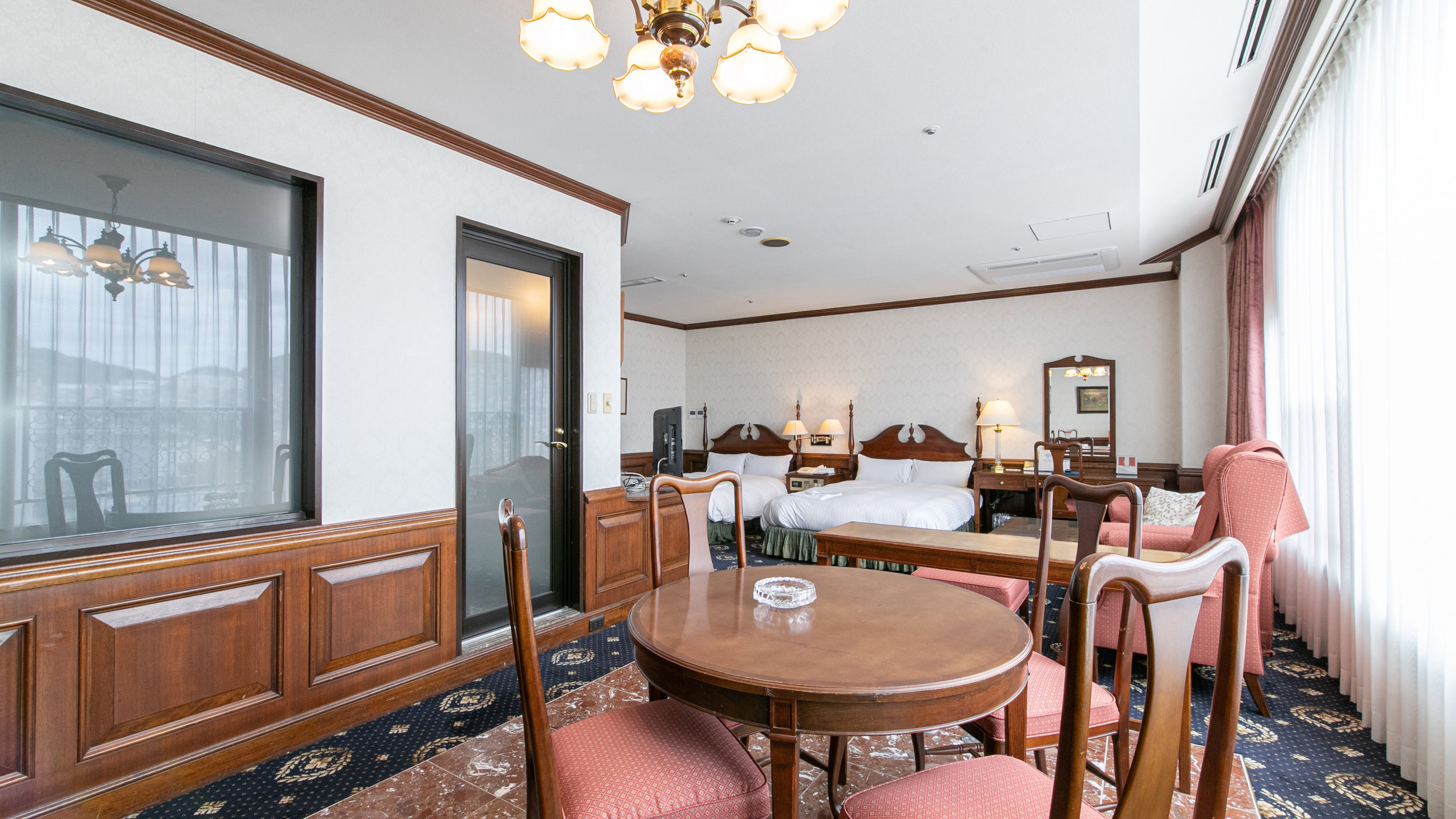 【喫煙】デラックスツイン（ラグジュアリーツイン）