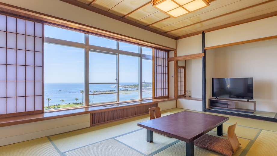 【夏休みオススメ☆】無料プール＆温泉でゆったり♪1泊2食飲み放題付きバイキング