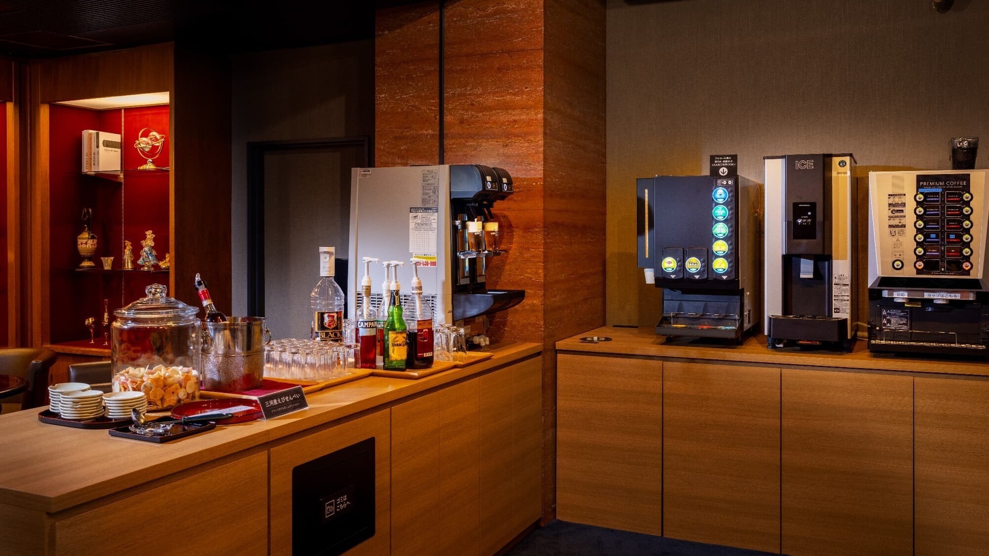 蒲郡アウトレット特典付き♪自家源泉の宿・朝食付プラン！生ビールまで無料のドリンクラウンジ大好評！