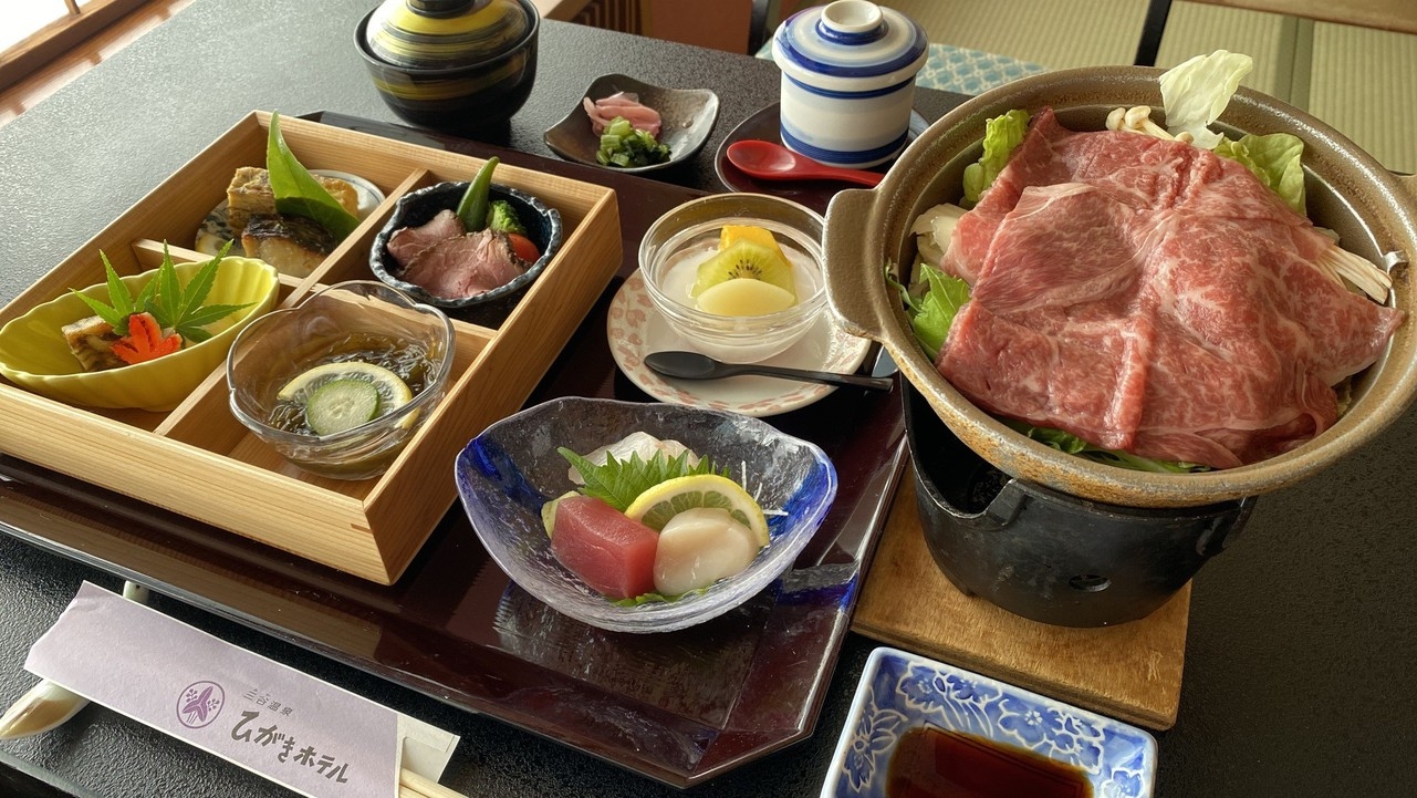 【日帰プラン】みかわ牛すき焼鍋付昼食御膳☆休憩部屋付11：00〜16：00日帰りで料理や温泉を満喫♪