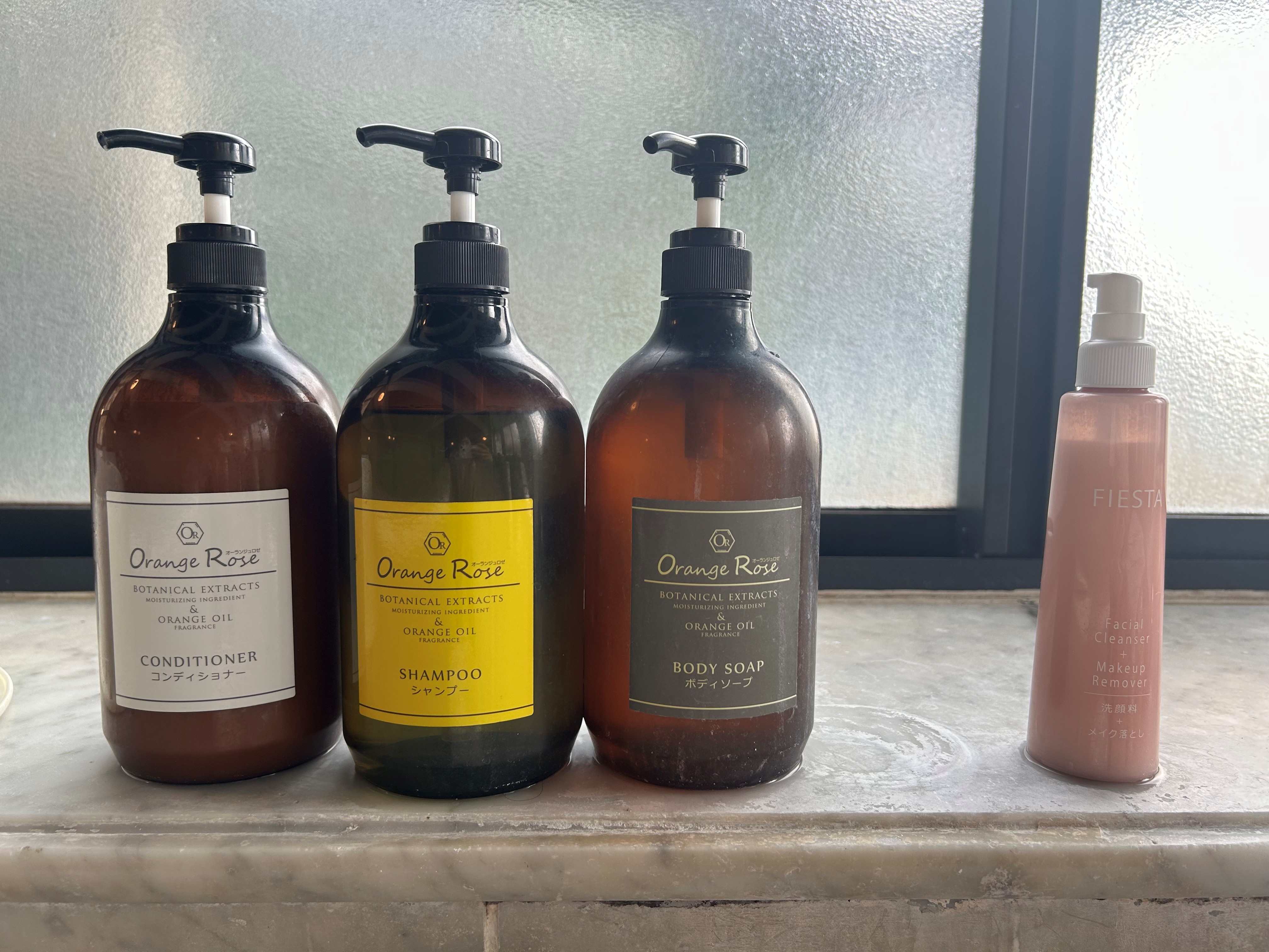 大浴場内アメニティ（シャンプー・コンディショナー・ボディソープ・クレンジング/洗顔）