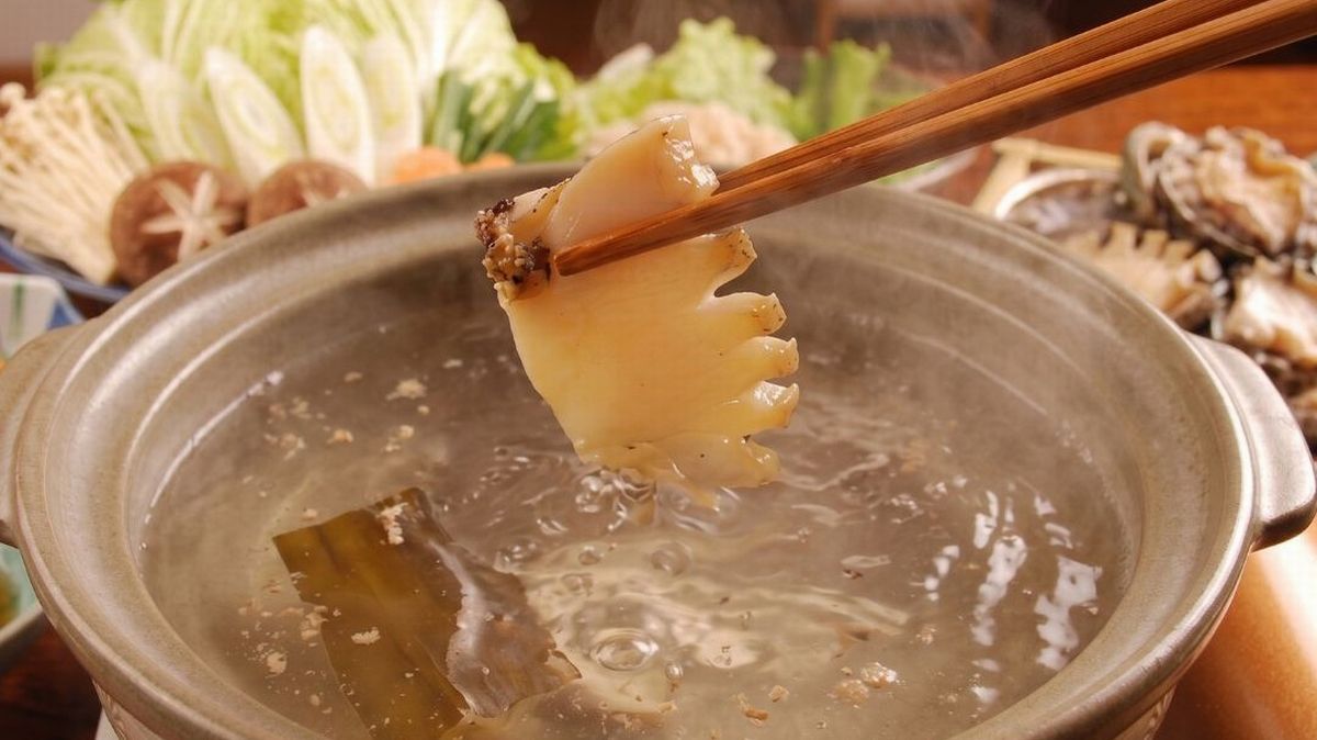 【女子旅】貸切風呂無料特典付き！メイン料理は食感が抜群”あわびのしゃぶしゃぶ”【お部屋食】