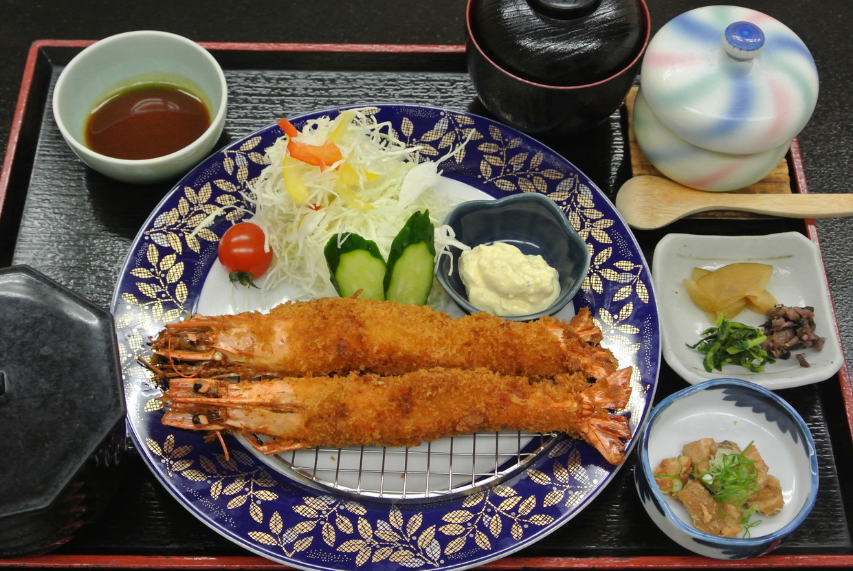 ◆【連泊割】夕食はお手軽にアラカルト♪お好きな定食をチョイス！【夕朝食付】