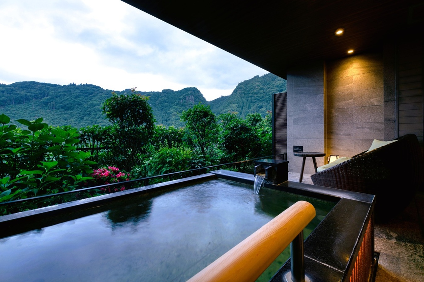 別邸『鶯宿デラックス』