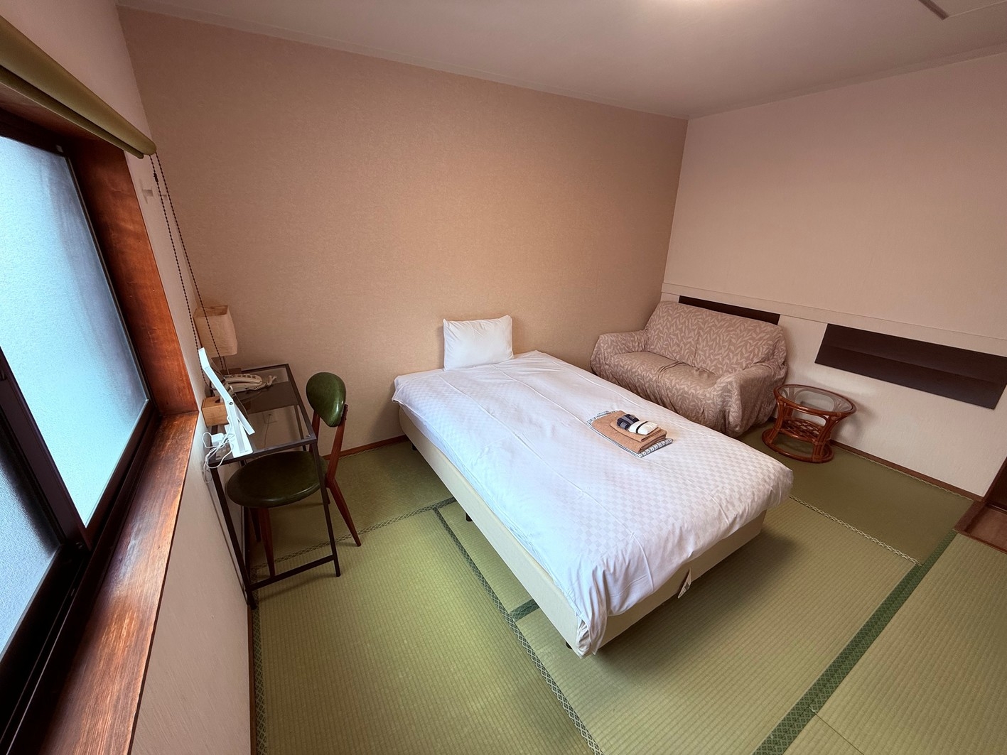 【素泊・送迎料金込】お子様連れ、夜遅くの到着の方にお勧め！関西空港　伊丹空港までお迎え致します