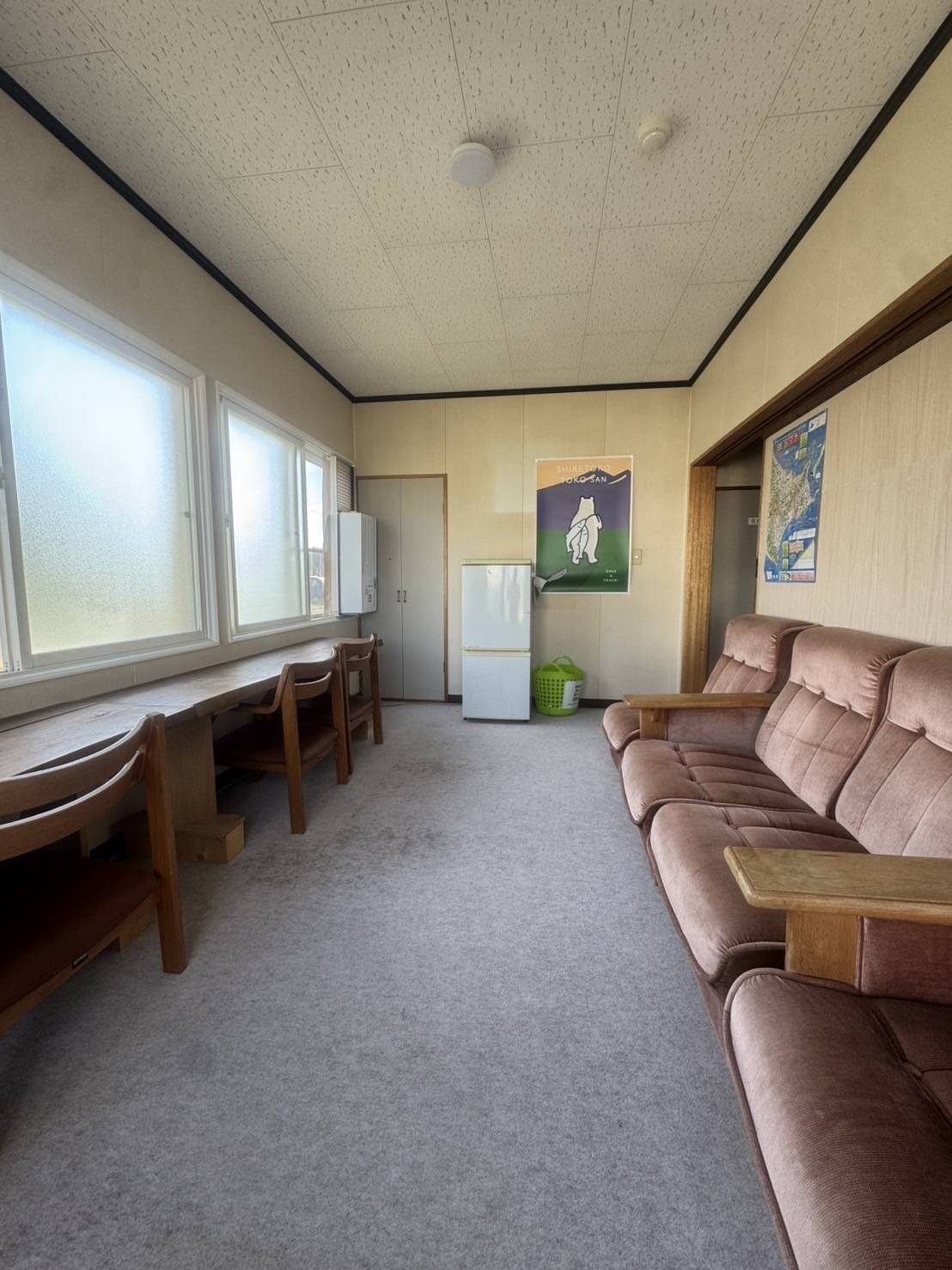 ツーリストベット・談話室・冷蔵庫