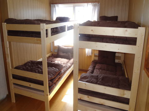 ピラガ２　寝室(二段ベッド)