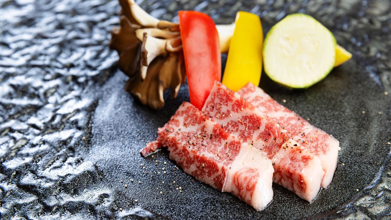 【超直前割】旬の料理を堪能★和食創作料理『山花』個室レストラン『inankur』ドリンクフリーフロー