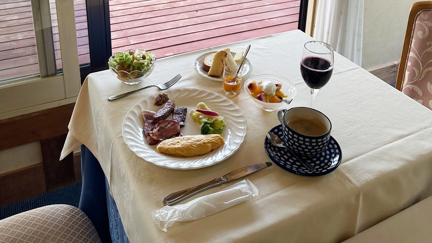 【１泊朝食付き】出来立て！シェフ特製オムレツを味わう♪メイヤの樹の朝食付きプラン！