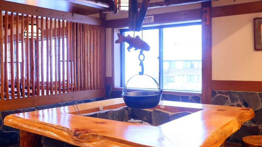 *【館内イメージ】喧騒を離れた先にあるのは、趣のある空間