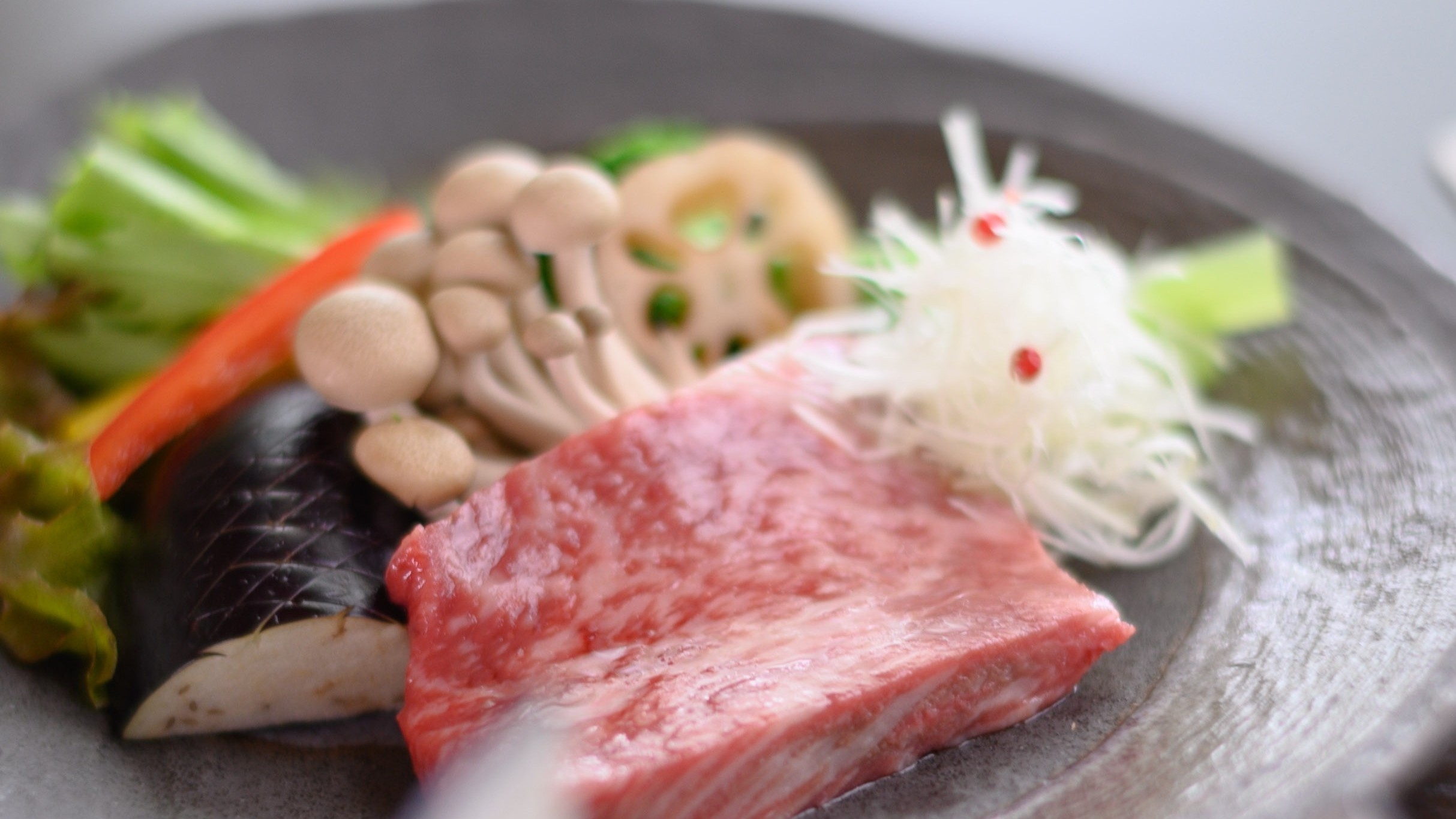 【よくばり満喫プラン】美味しい魅力を選び尽くし！和牛ステーキ　豆乳しゃぶ鍋　ゆば　ボリューム満点！