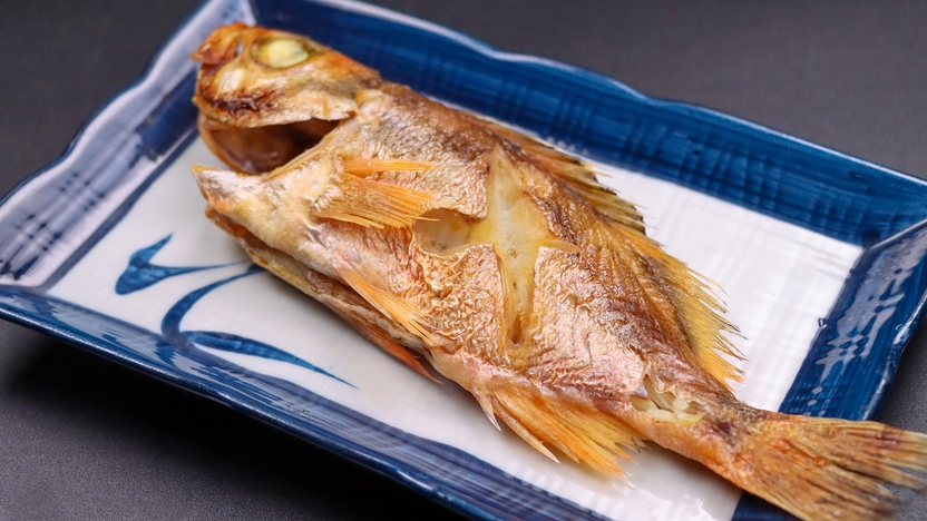 【2食付】当館人気No.1◆彩り豊かな佐渡メシ×大自然×鉱石泉風呂を満喫♪無料洗濯機＆大型駐車場