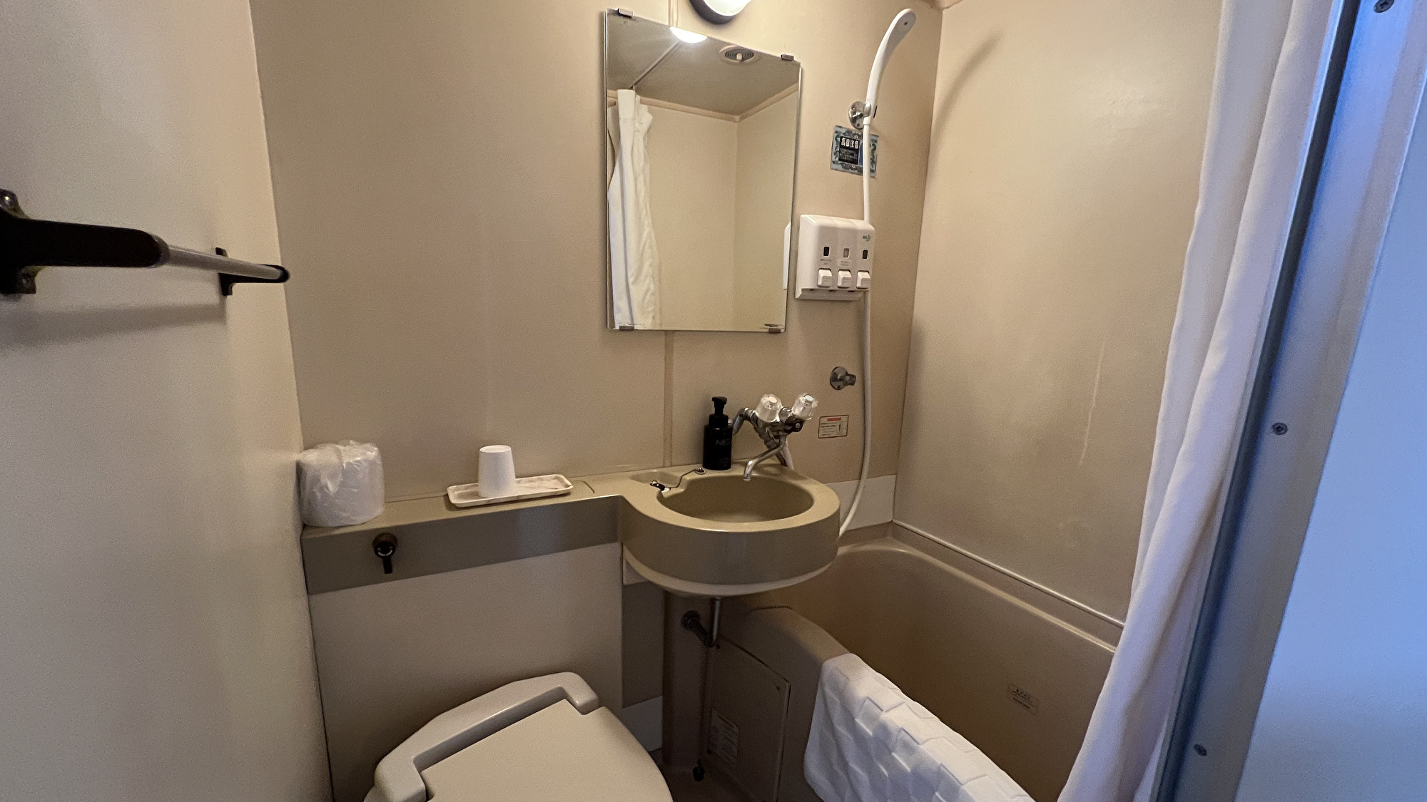 エコノミーシングル　　バスルーム