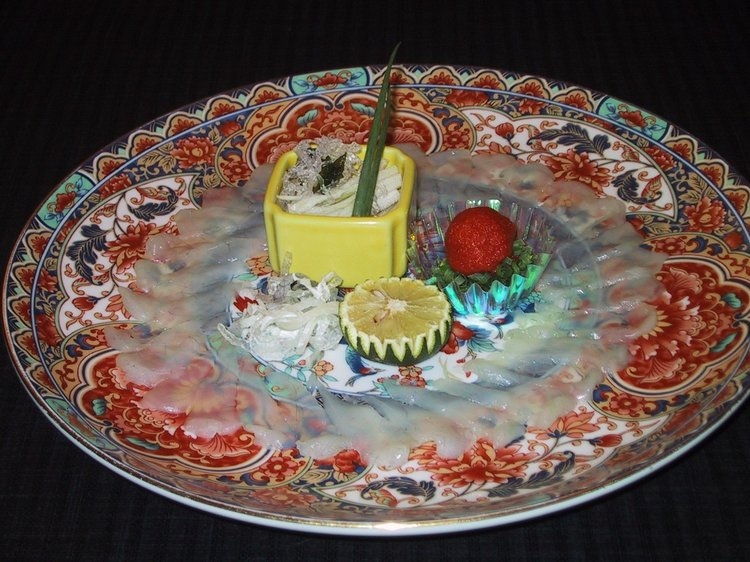   ふぐ尽くしコース　てっさ　てっちり　焼きふぐ　唐揚げ　　海鮮刺盛付き