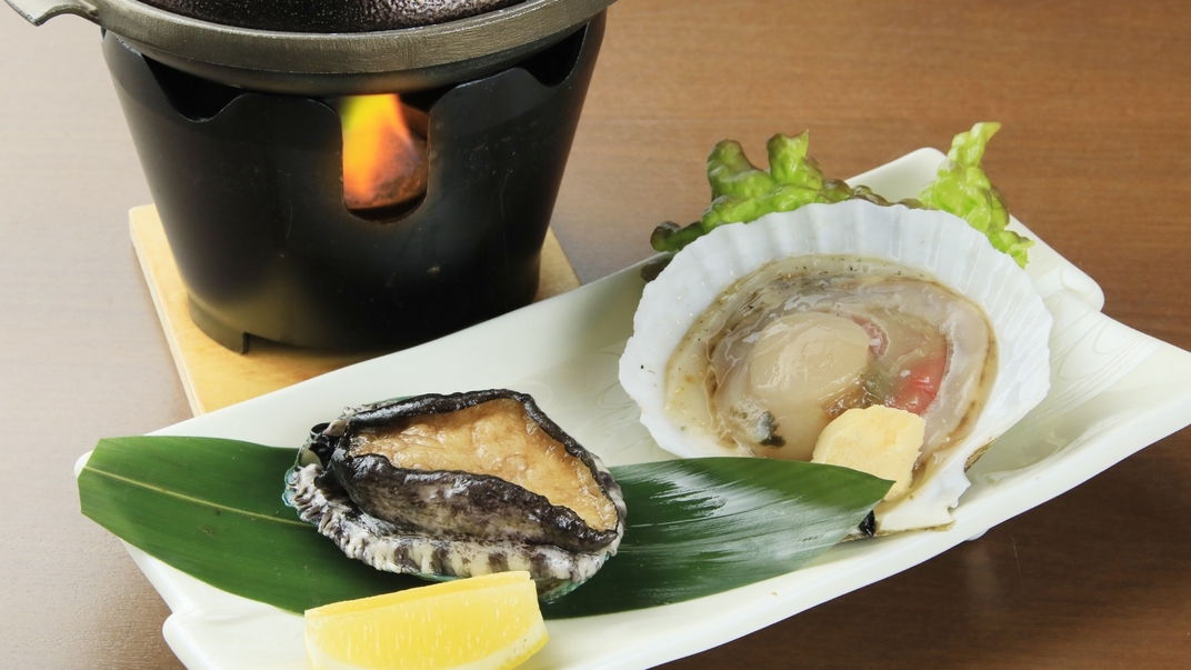 【タイムセール】＜最上階ユニバースフロア×夕食は個室×夕食に鮑＆伊勢海老＞2食付