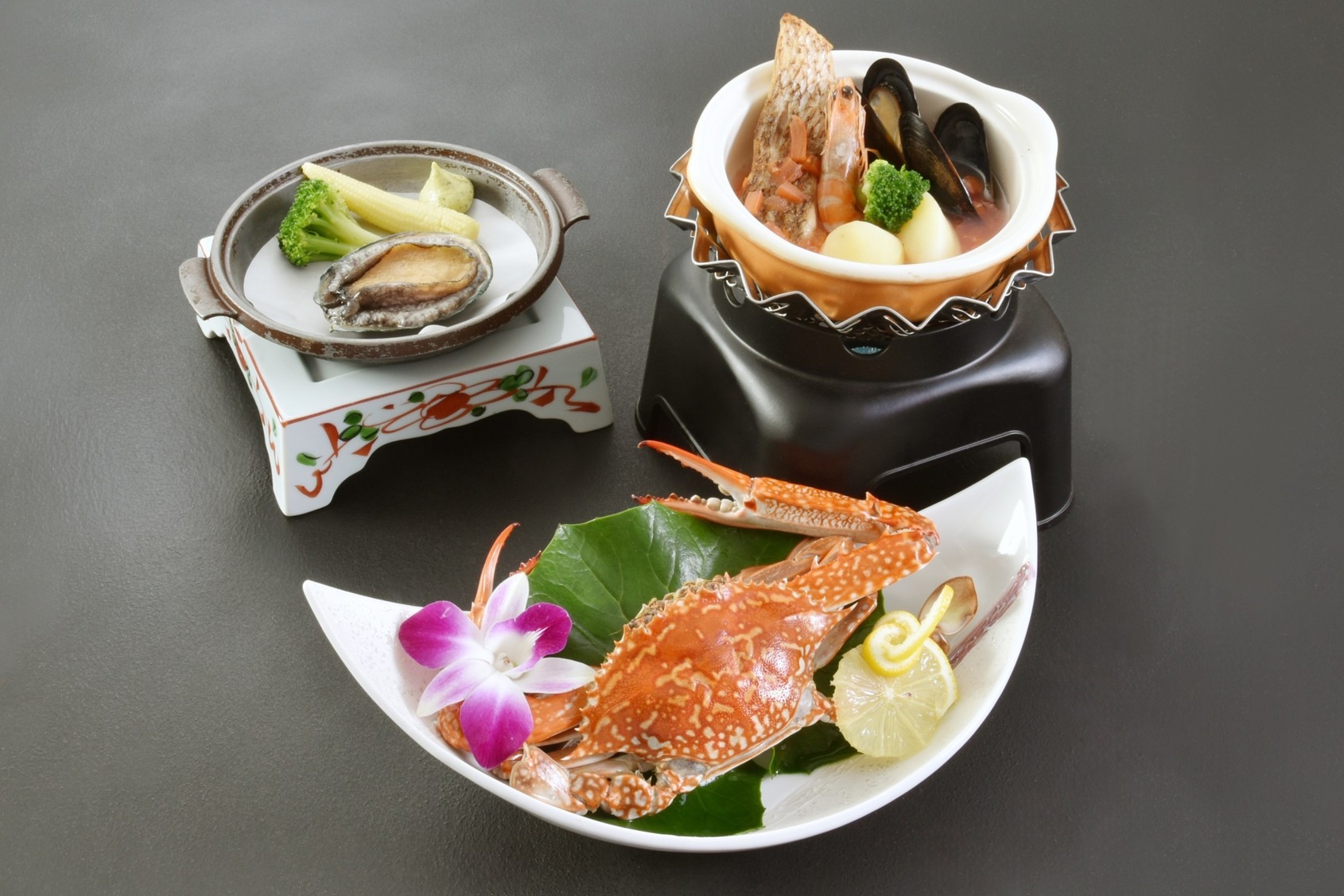 活鮑と渡り蟹の饗宴♪ホテル特製 魚介のアクアパッツァに舌鼓！「 秋の大漁プラン！ 」