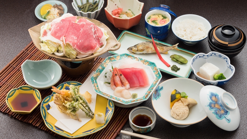 【2食付き】夕食はゆっくりお部屋食♪三密回避でリラックス！源泉かけ流しの宿