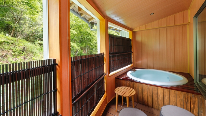 【直前割】４０００円ＯＦＦの特別価格◆露天風呂付客室で過ごすプライベートSTAY